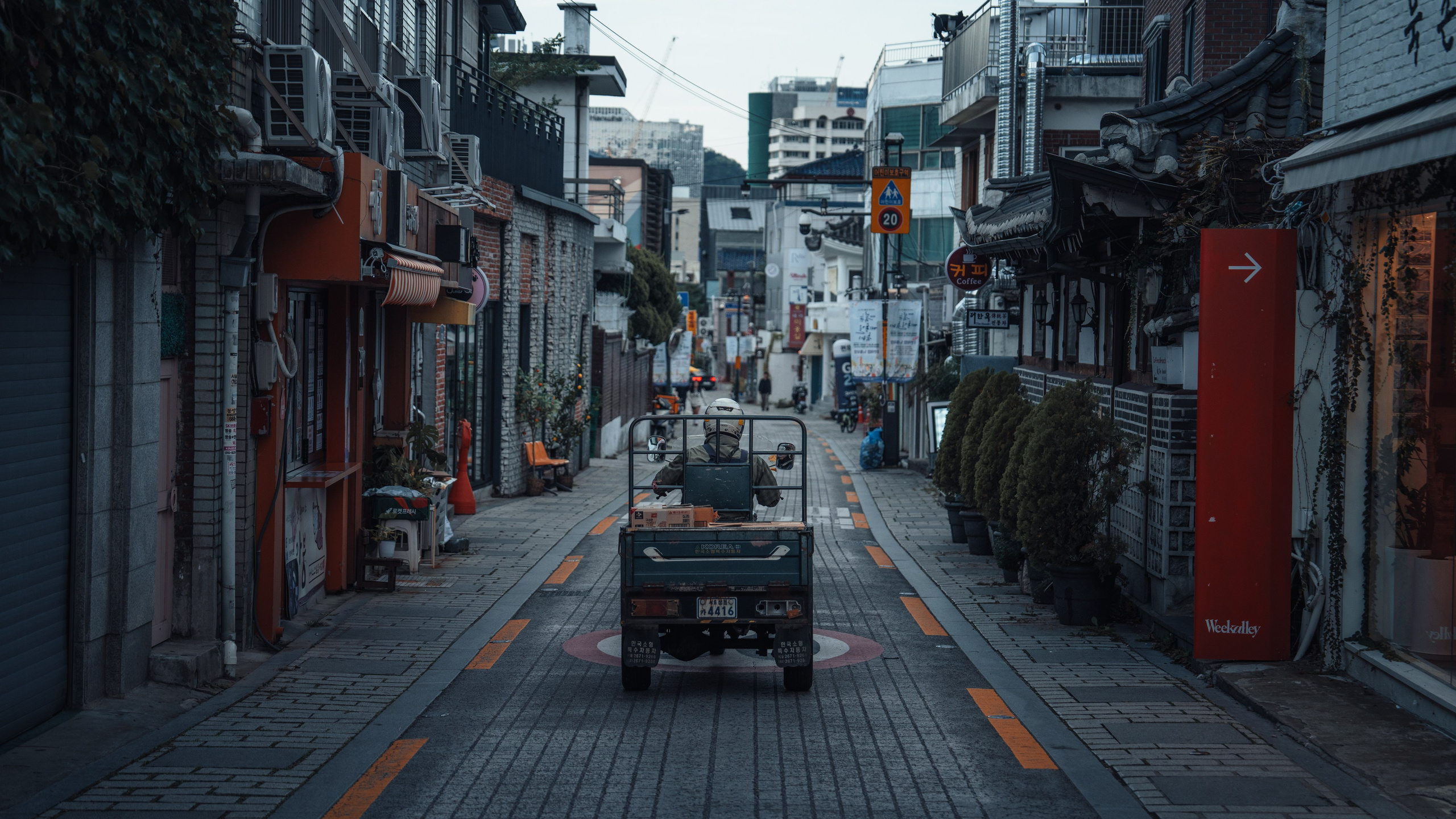 Street photography / Уличная фотография. @tomrus: Рустам Шагиморданов — фотограф