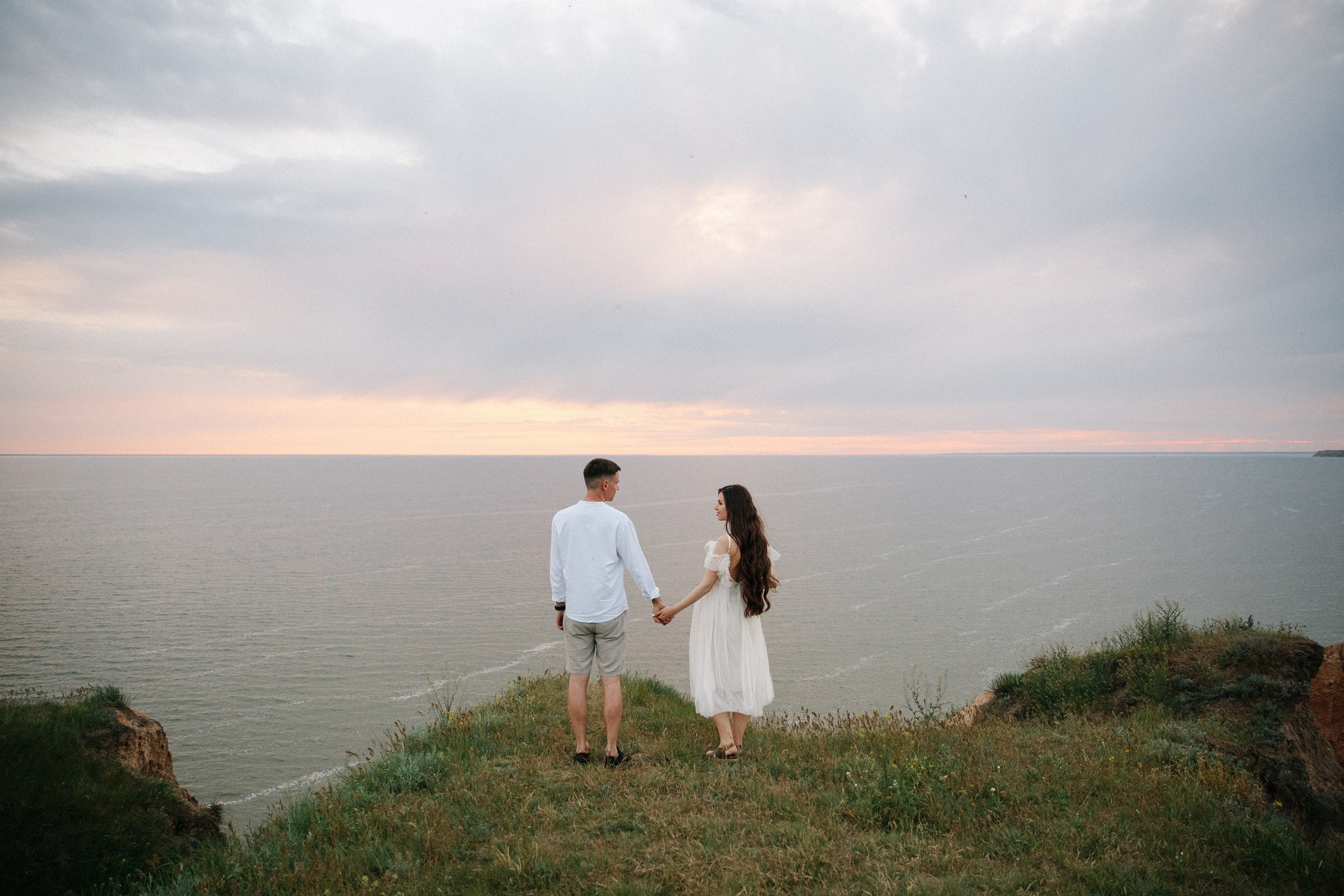 Съемка в ожидании с мужем на закате. Свадебный фотограф и видеограф Краснодар, Ростов, Сочи, Новороссийск