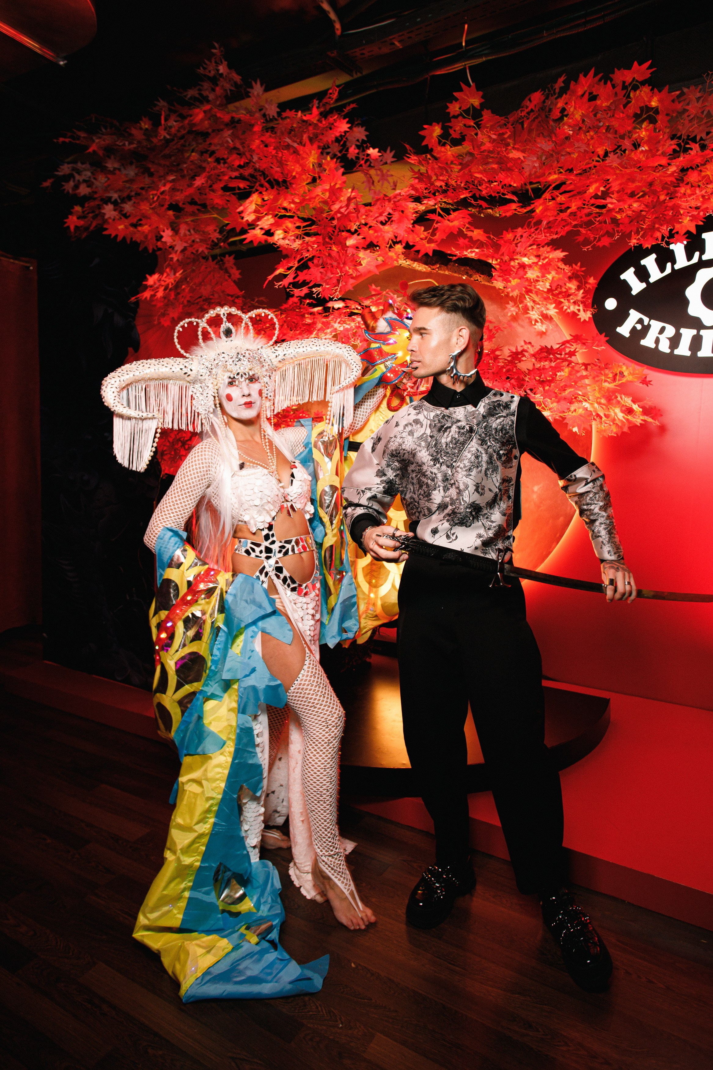 ILLEGAL FRIENDS | ASIA. СВОИ. ФОТООТЧЕТЫ-СОБЫТИЯ-МЕСТА