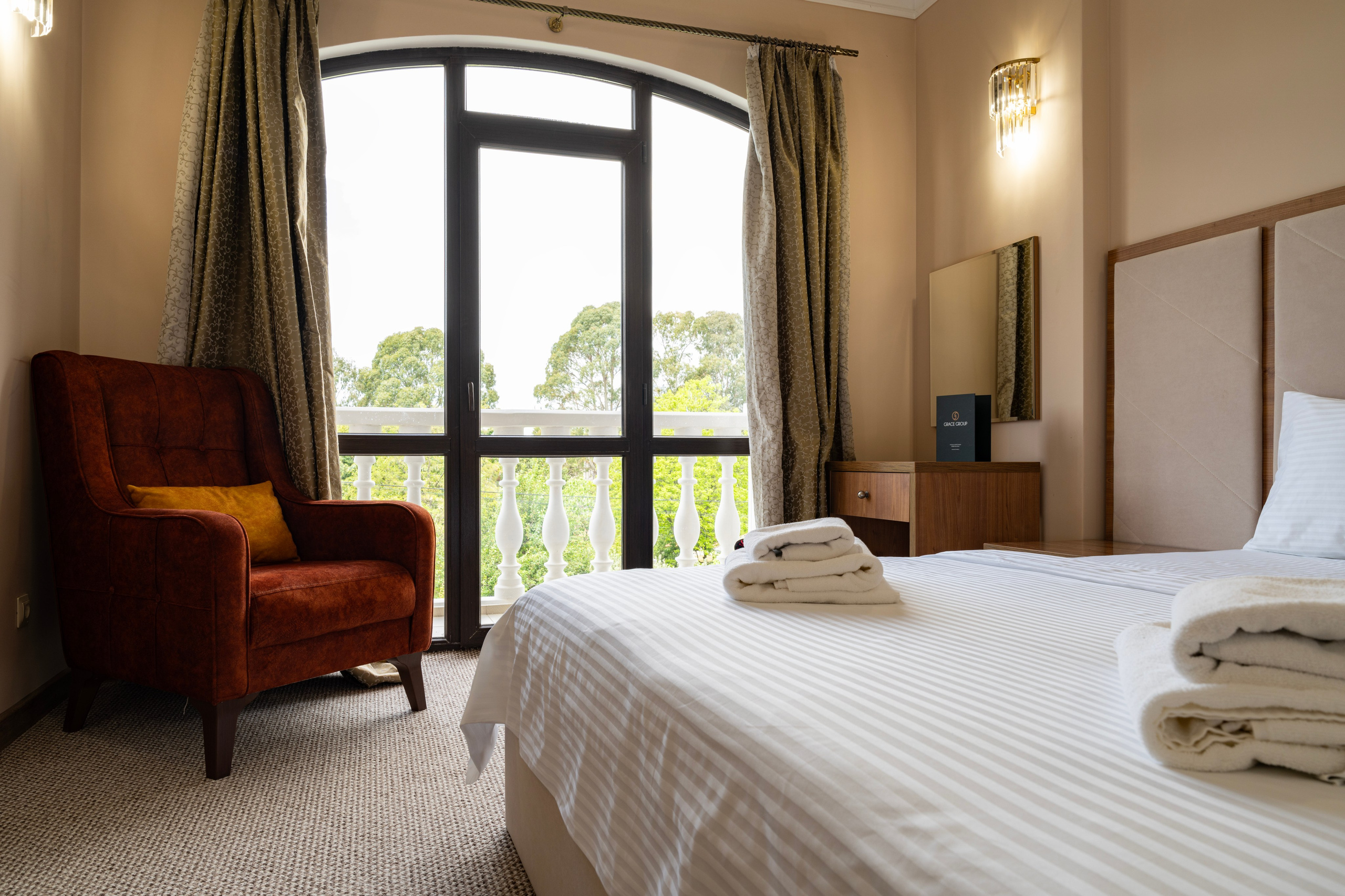 Грейс Фаорс. Главная