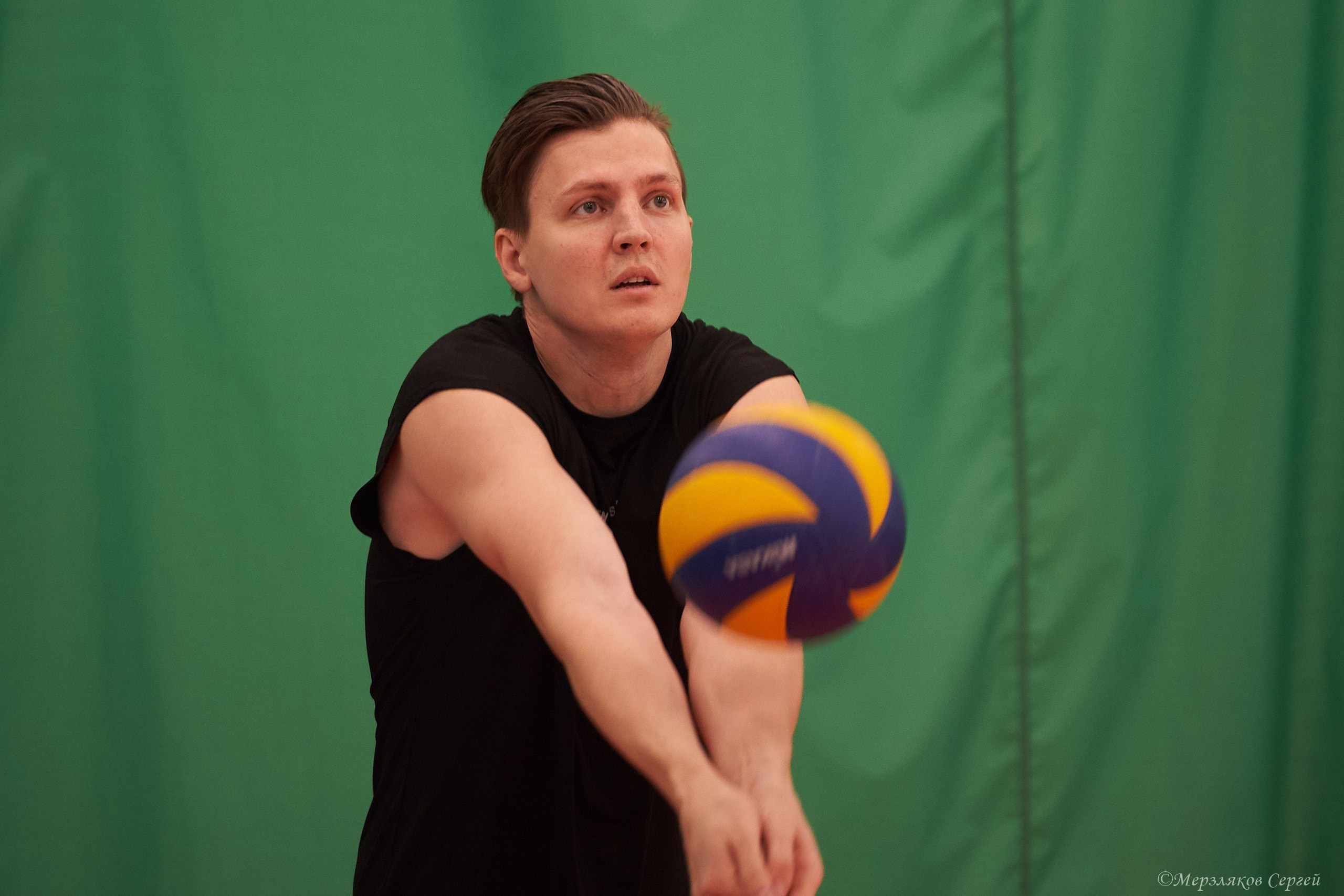 Новогодний волейбольный турнир. Ижевск. 16.12.23. Спортивный репортажный фотограф в Ижевске Сергей Мерзляков