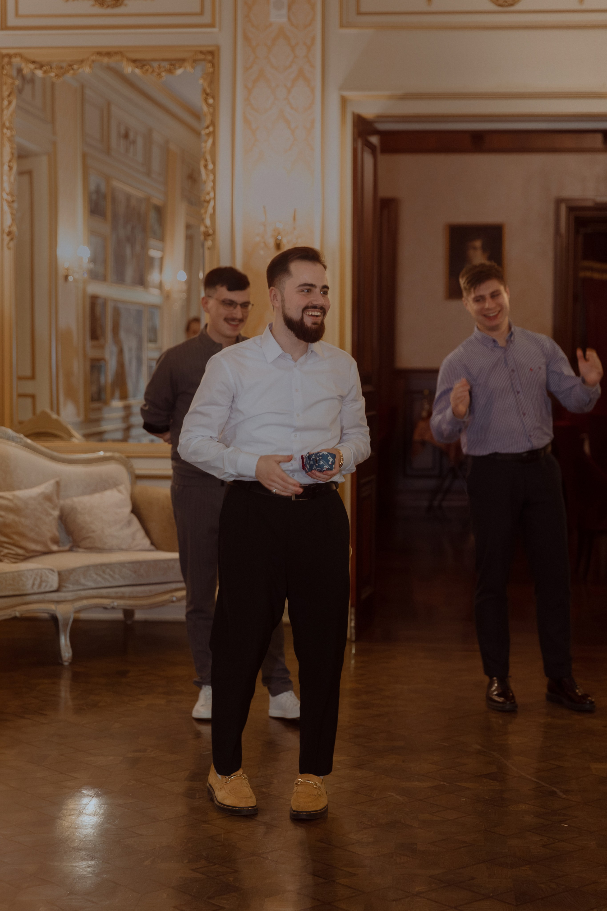 Welcome back to your own dinner party. Фотограф Лия Козловская Минск