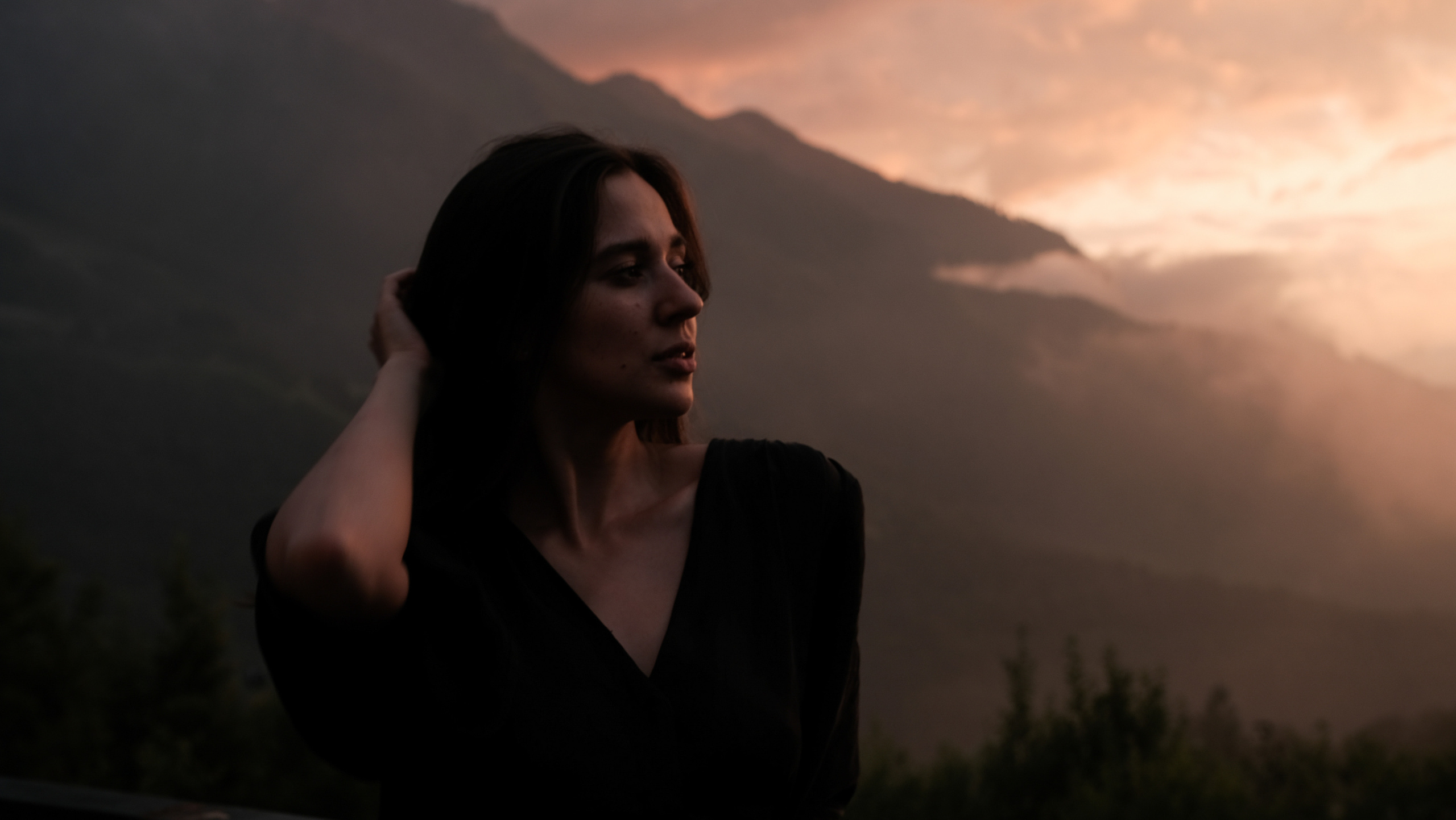 Закат на красной поляне. Главная