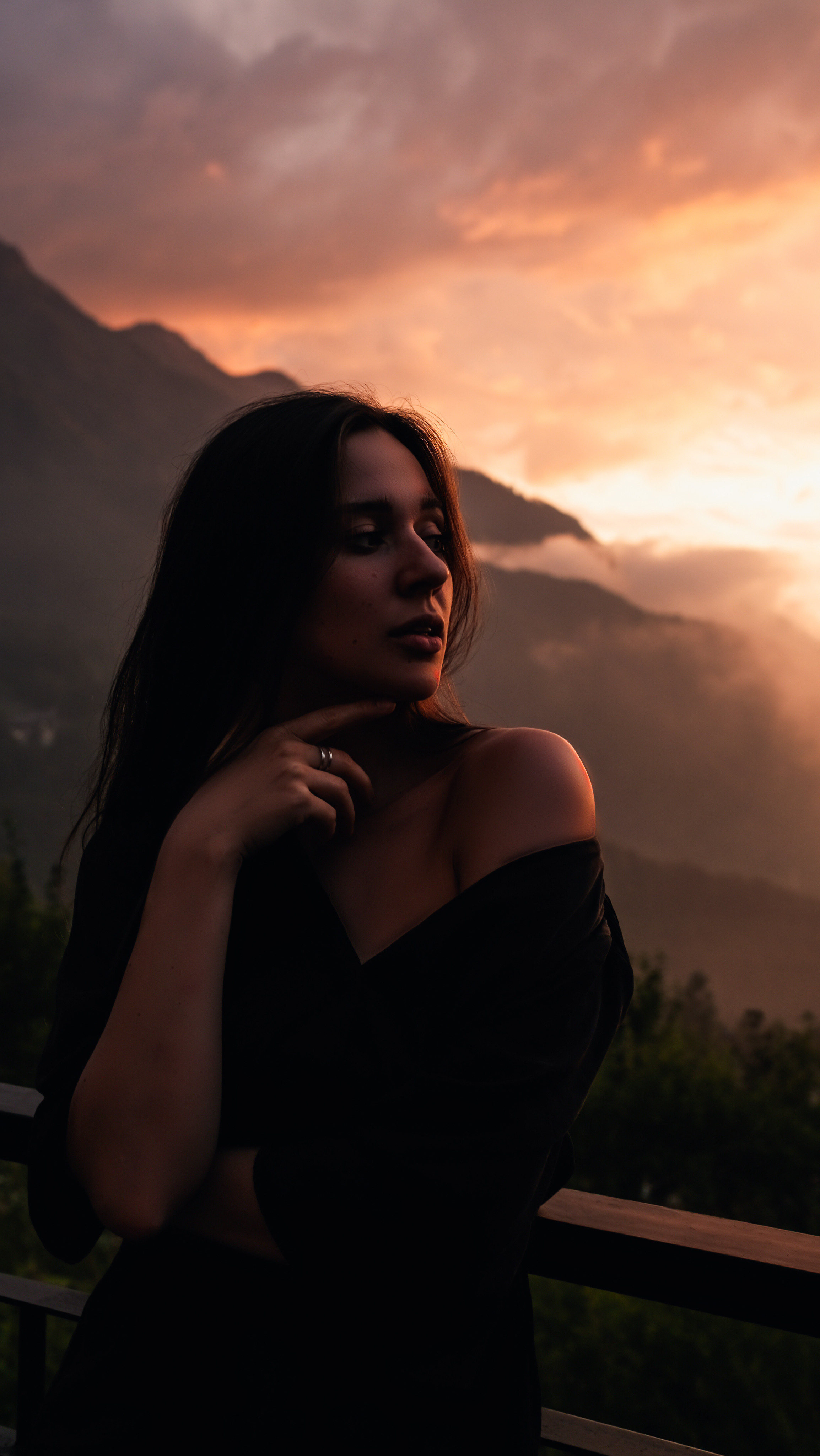 Закат на красной поляне. Главная