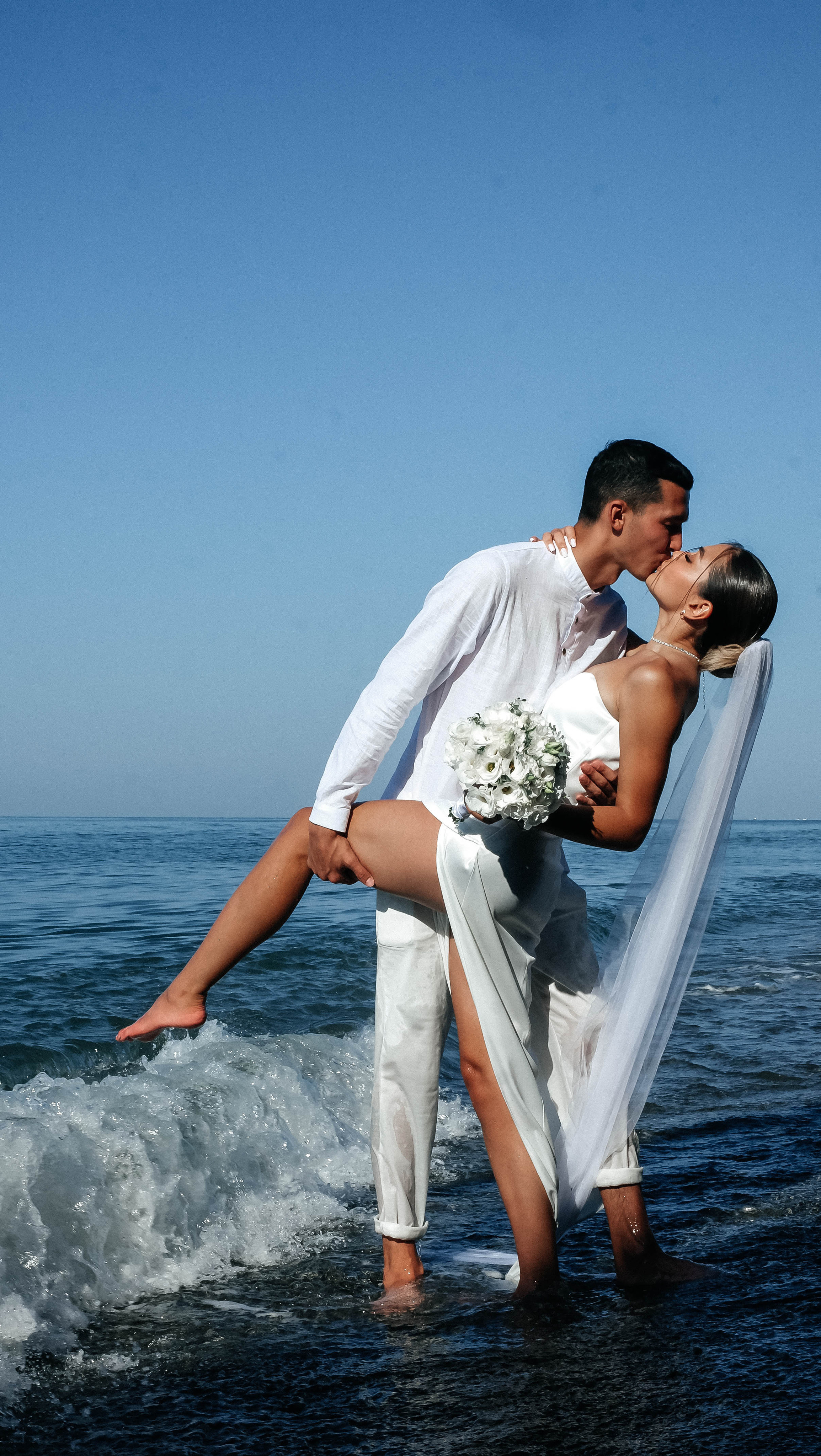 Свадебная фотосессия на море. Главная
