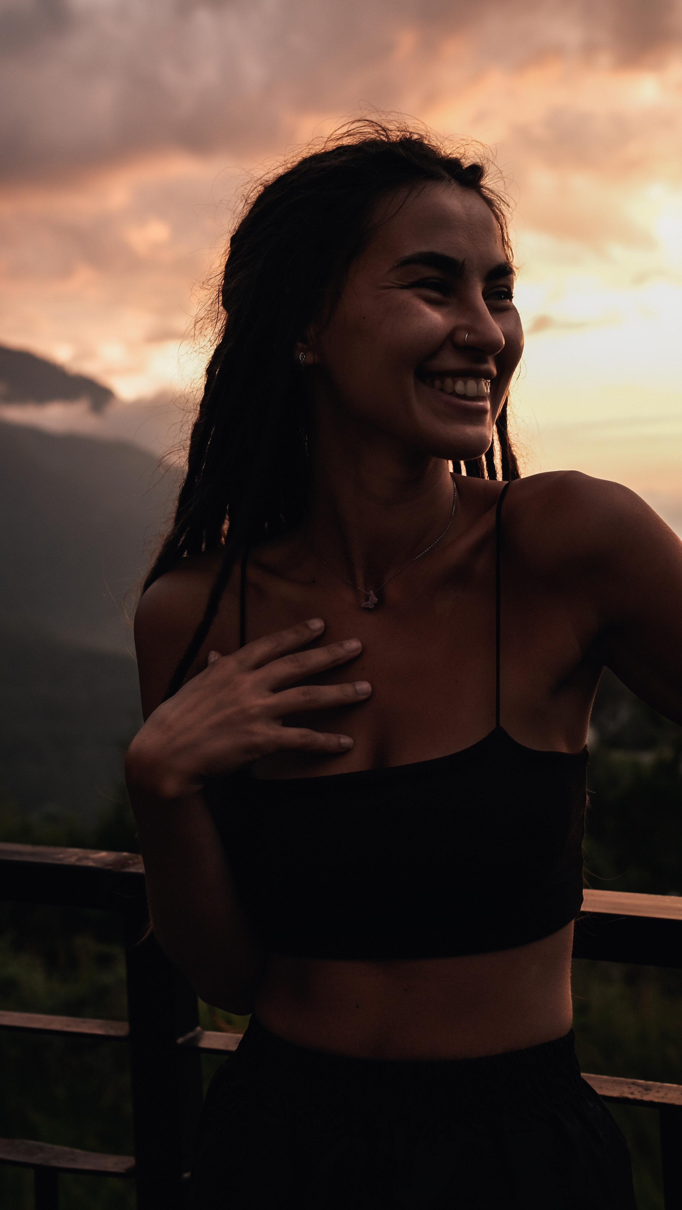 Закат на красной поляне. Главная