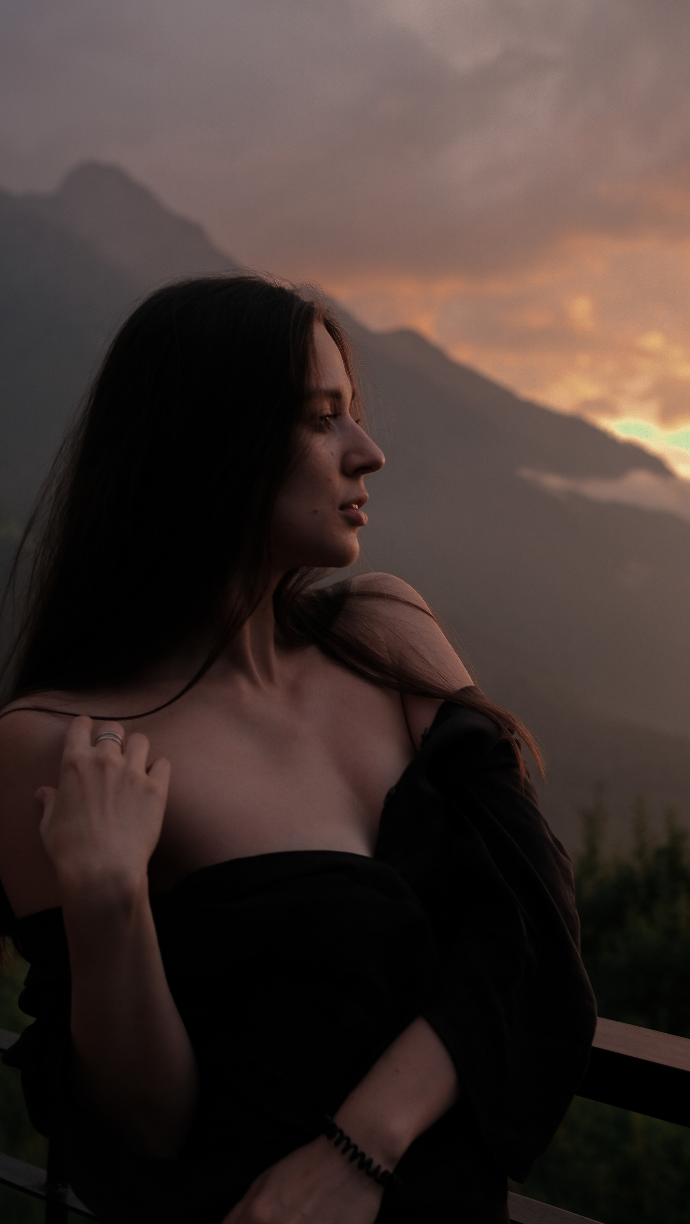 Закат на красной поляне. Главная