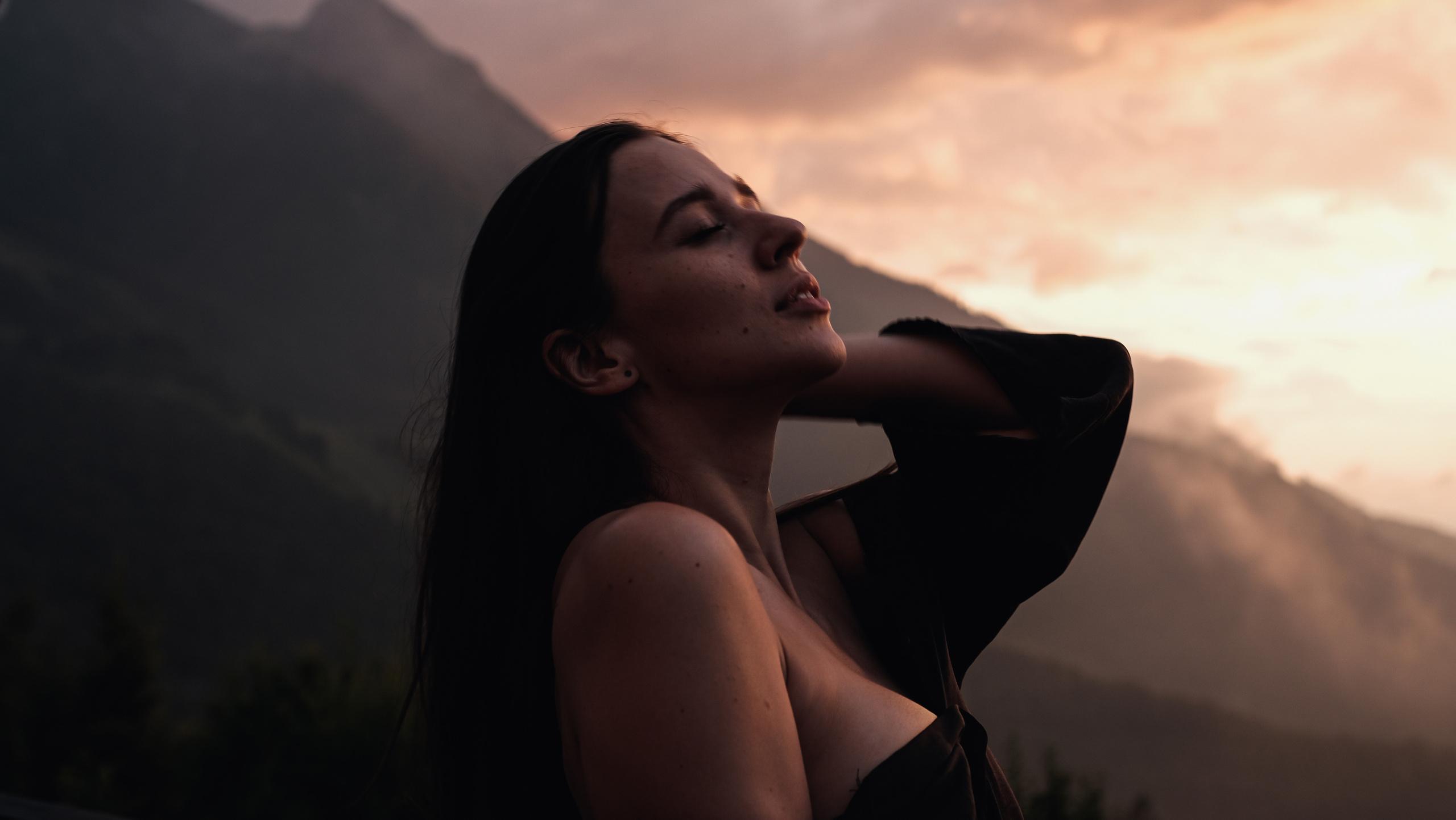 Закат на красной поляне. Главная