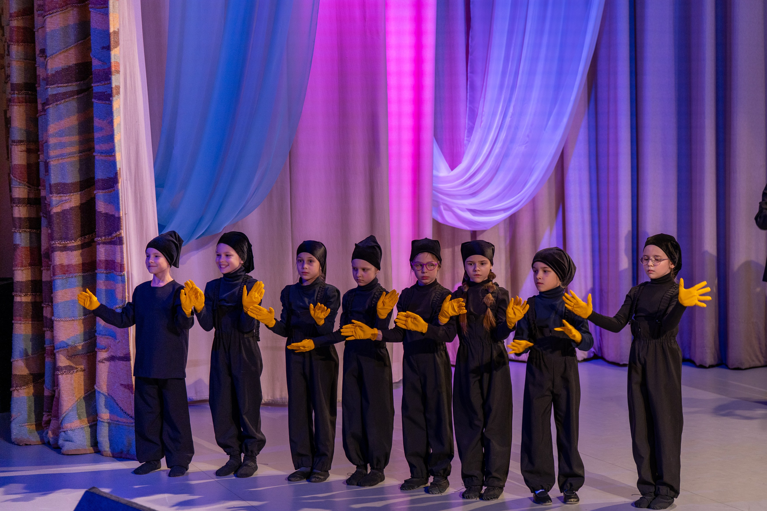 Юбилейный концерт Кукольного Театра. Детский и семейный фотограф в Краснознаменске Гостеева Екатерина