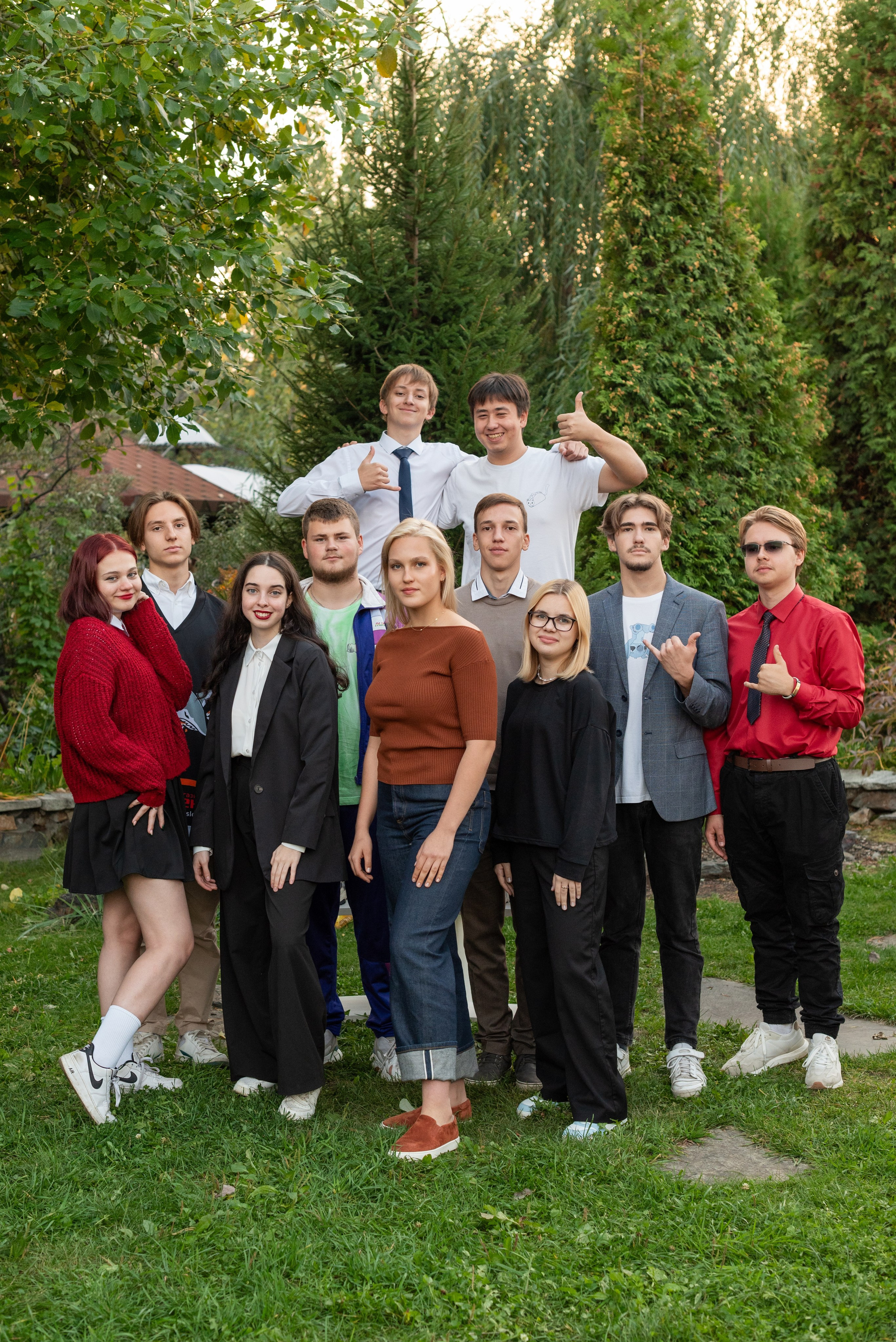 Выпускные альбомы для старшеклассников. Фотовидео.рус