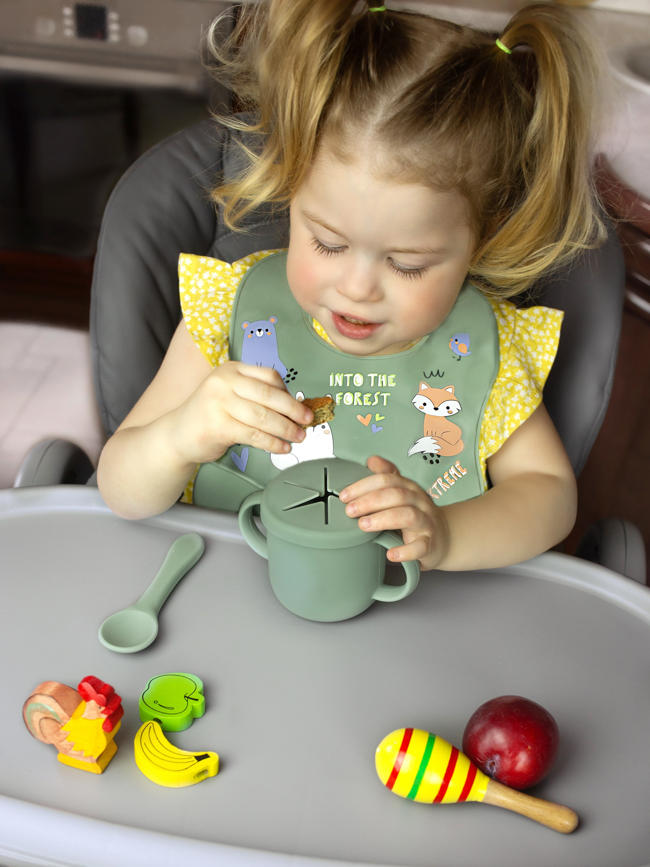 Фотосъемки с участием моделей для маркетплейсов и каталогов. Фотограф СПб Юлия Ерошевская, предметный фотограф