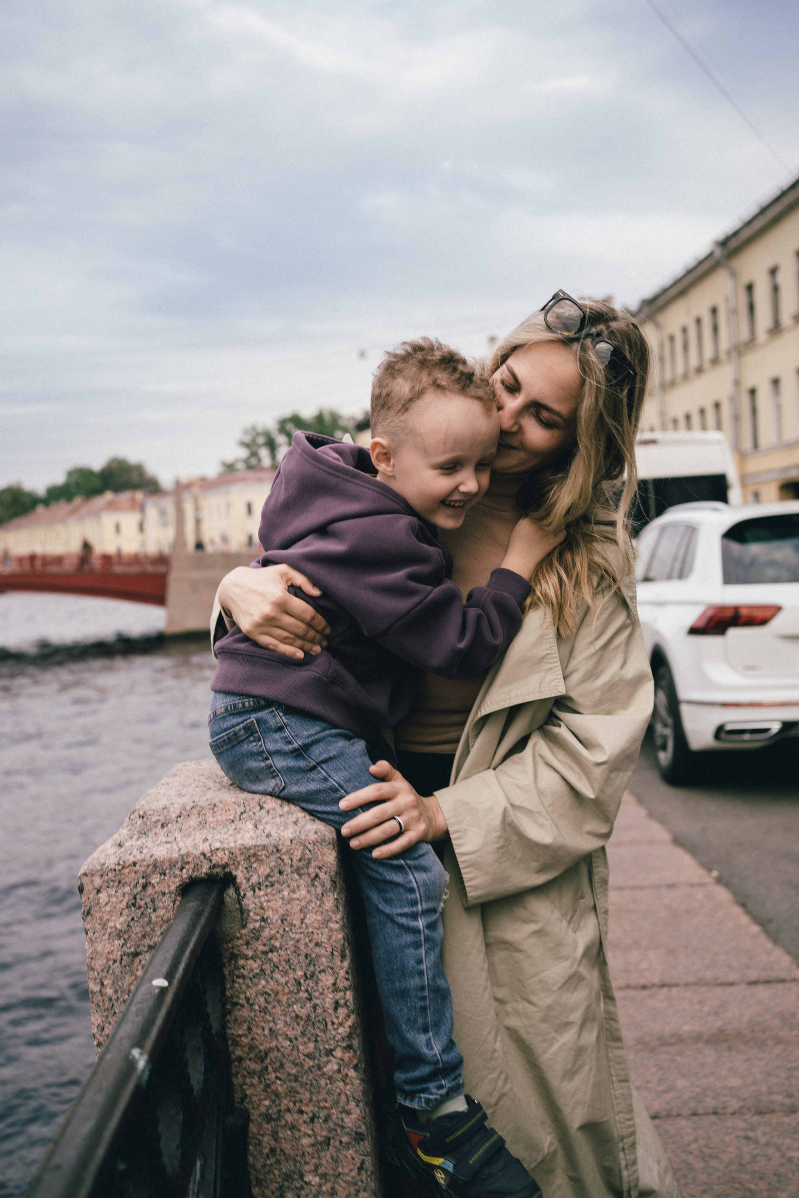 Мама и сын. Репортажный фотограф в Санкт-Петербурге. Фотограф на мероприятие в СПБ