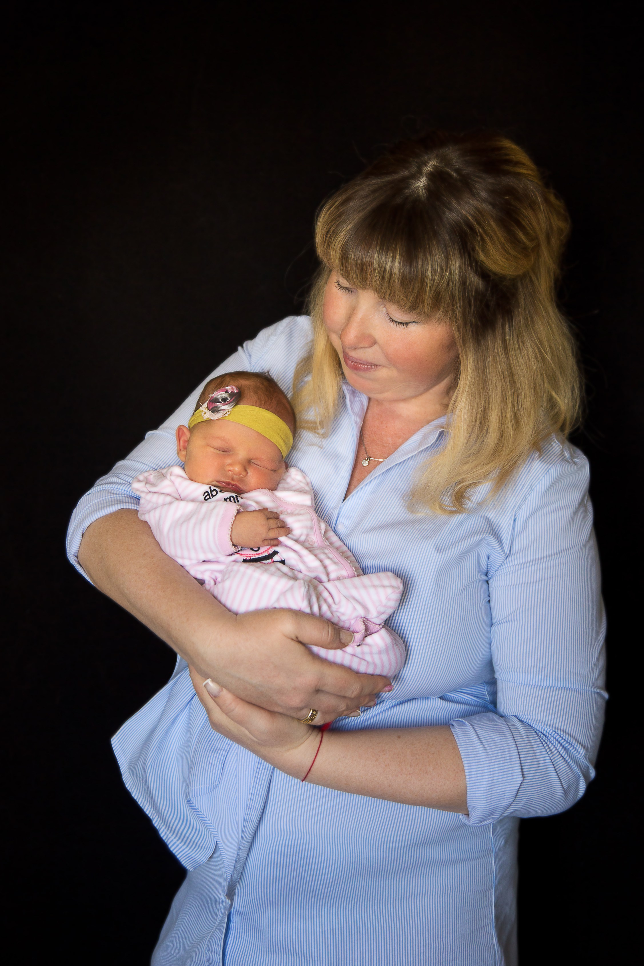 NEWBORN. Family Photographer Ksenia Kos