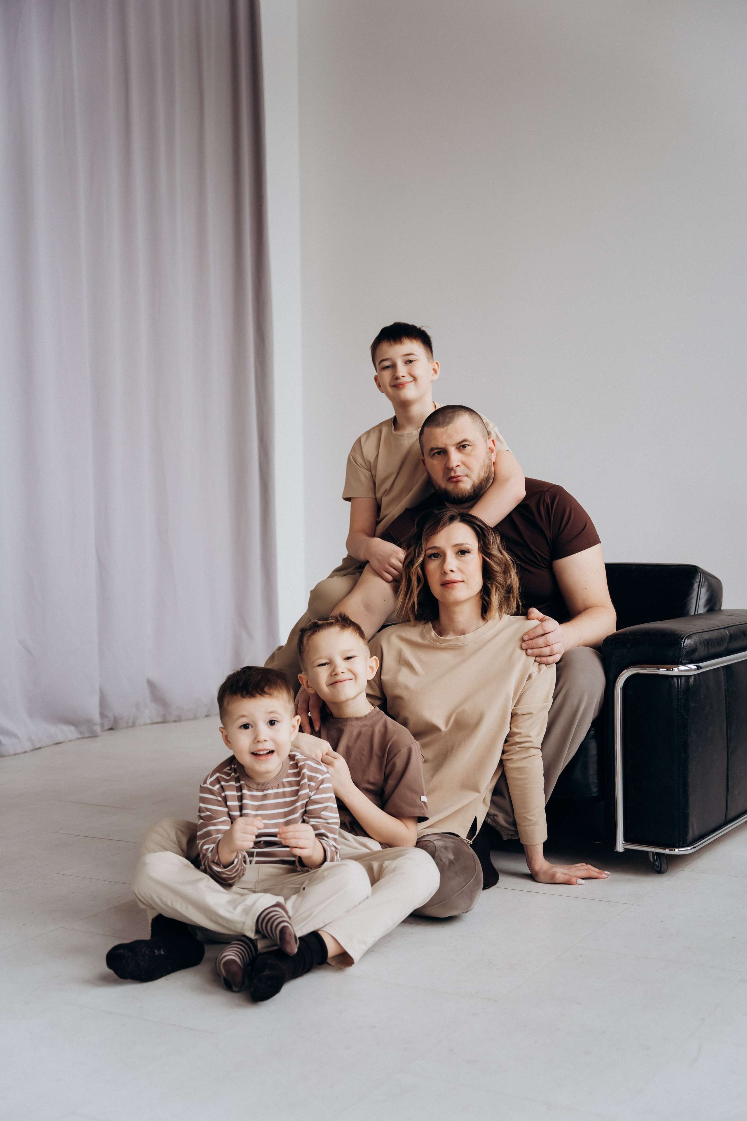 Семейная мальчики. Главная