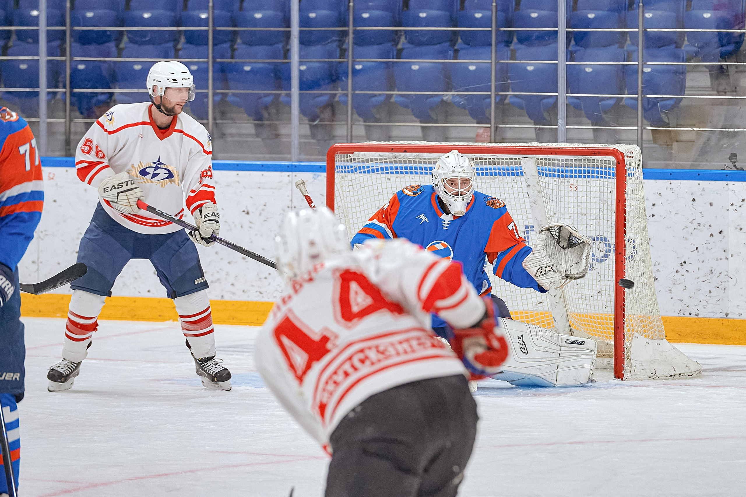 Портфолио репортажной фотосъёмки: Кристалл арена — Хоккей — РусГидро. Фотограф Яковлев Роман — Красноярск