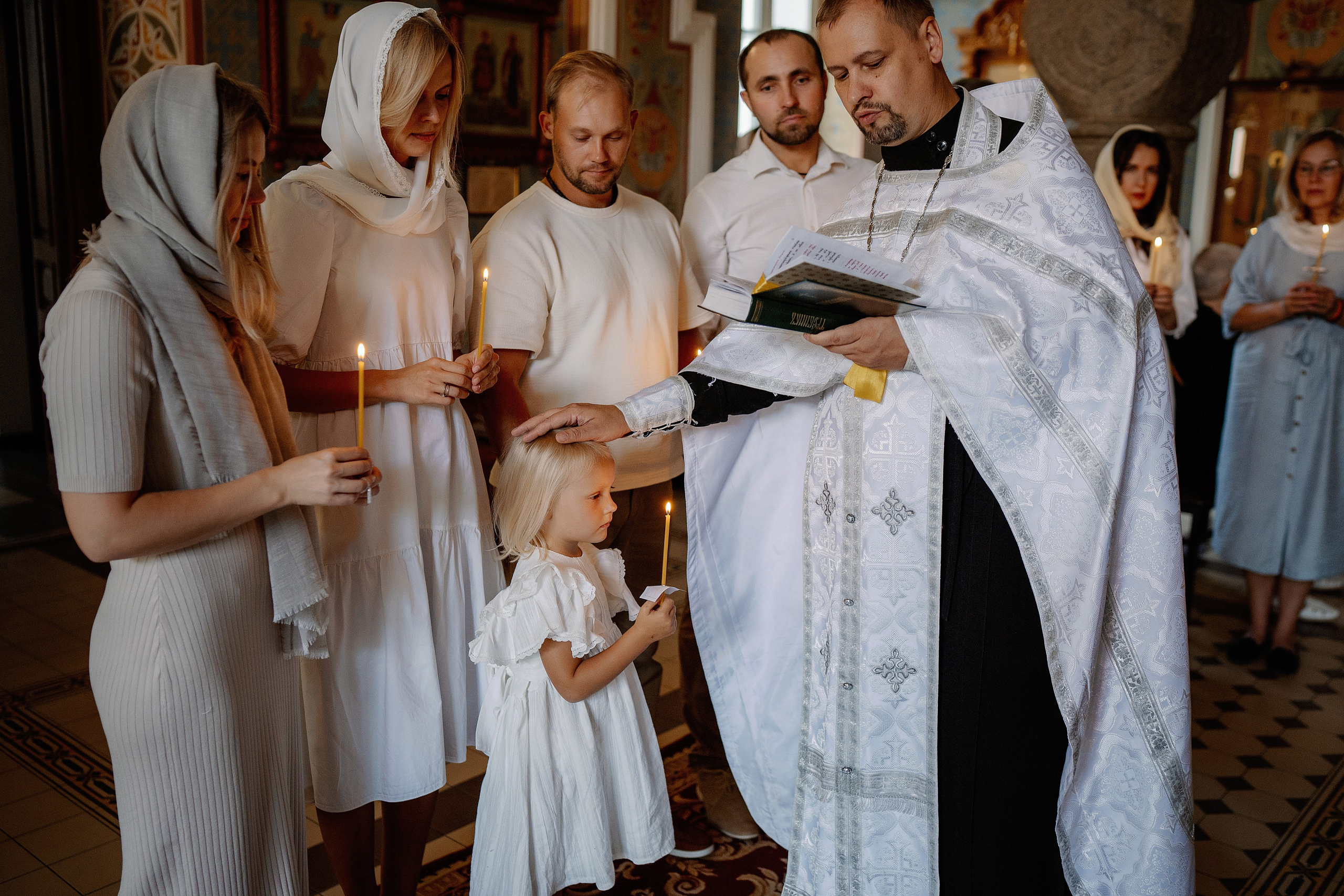 Крещение Евы. Фотограф на Крещение и Венчание в Красноярске Рамазанова Юлия
