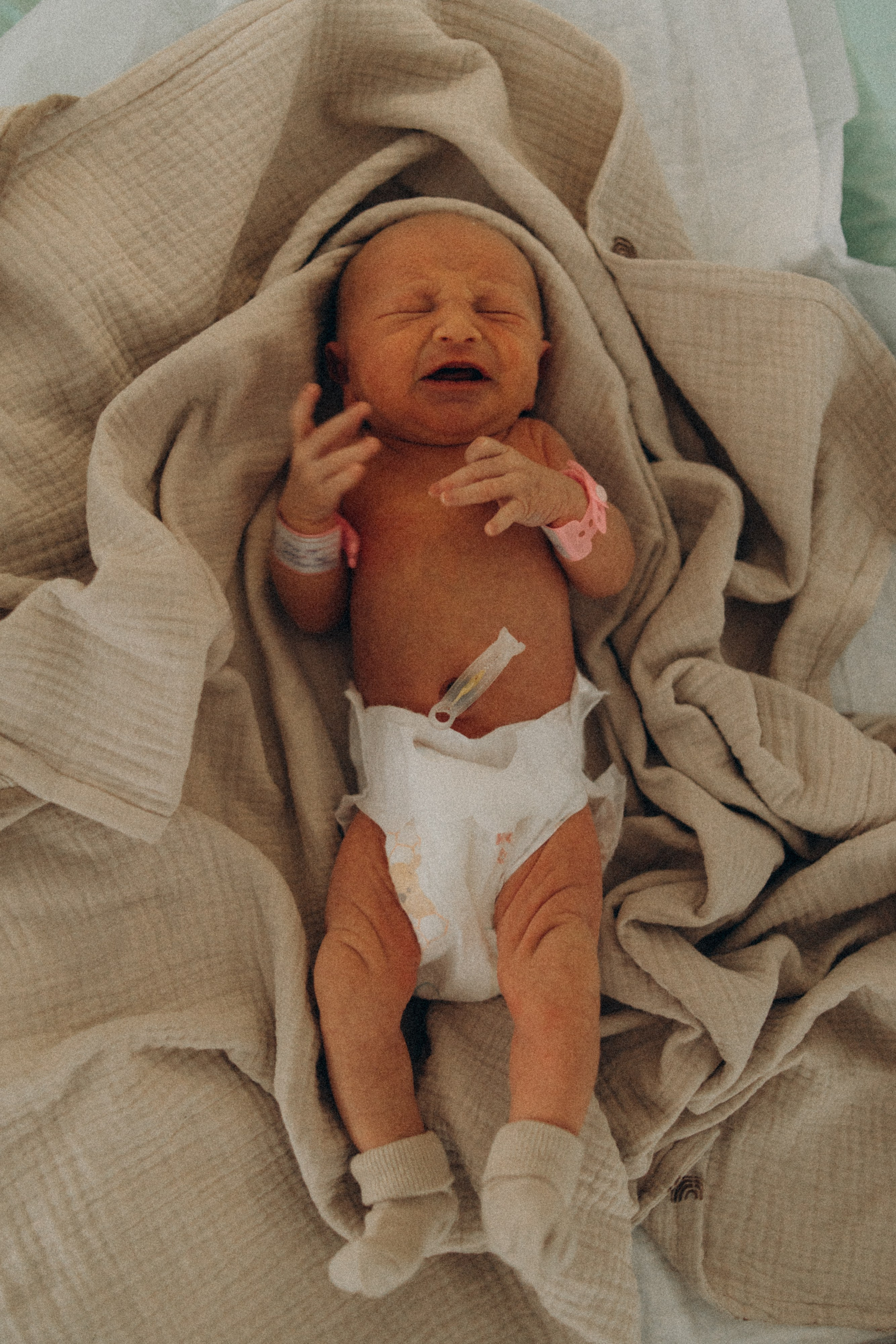 Выписка Мирославы. Семейный фотограф и фотограф на роды в Ростове-на-Дону Мухина Виктория