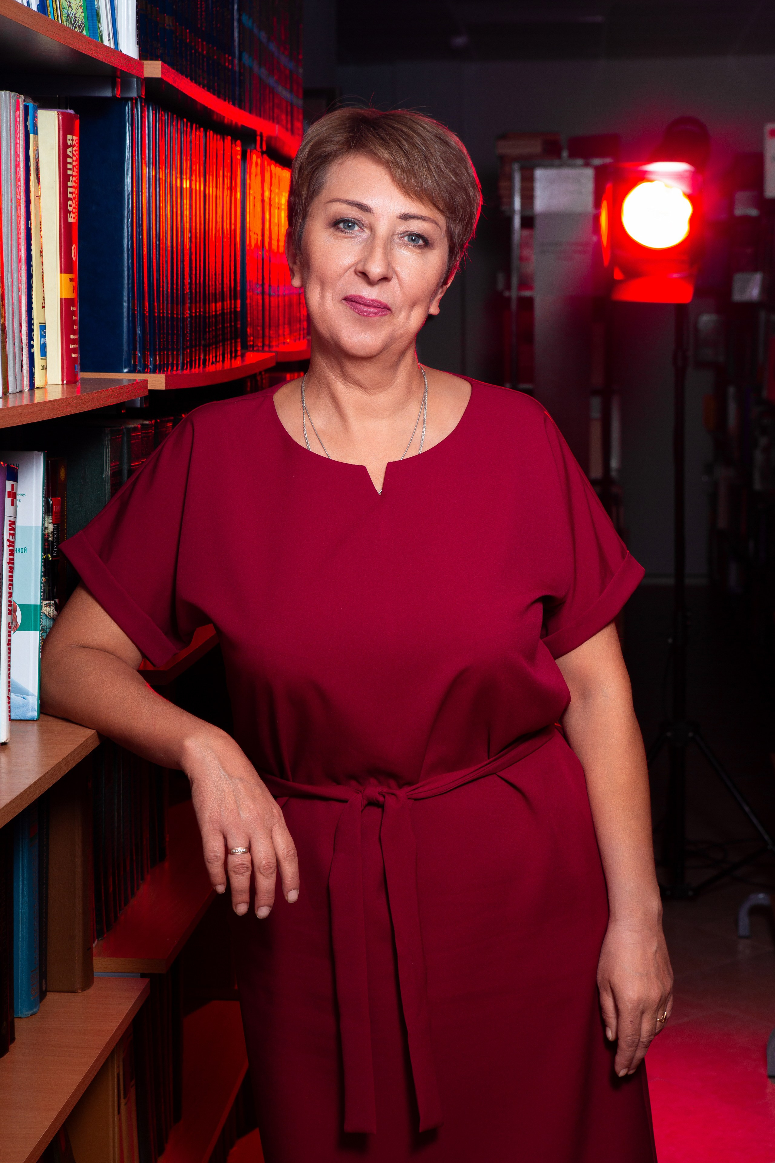 Съемка в библиотеке для 11 класса #2. Профессиональный фотограф в Мценске и Орловской области