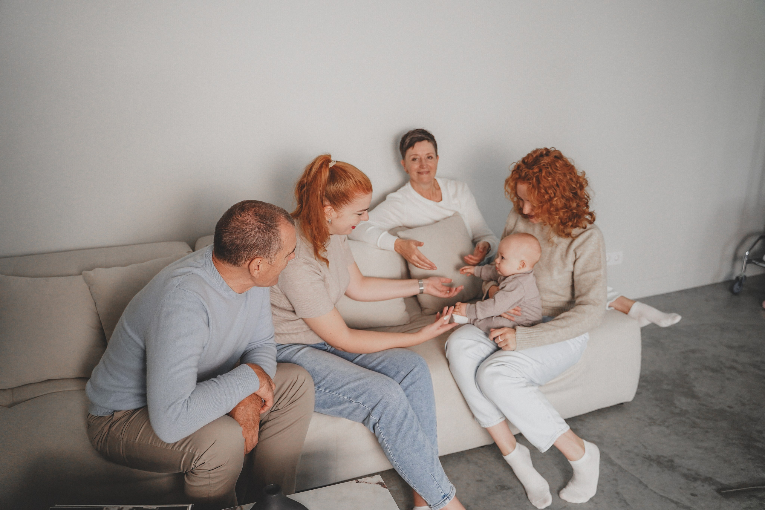 Семейная фотосессия в студии. Семейный и женский фотограф в Краснодаре Анастасия Приймак