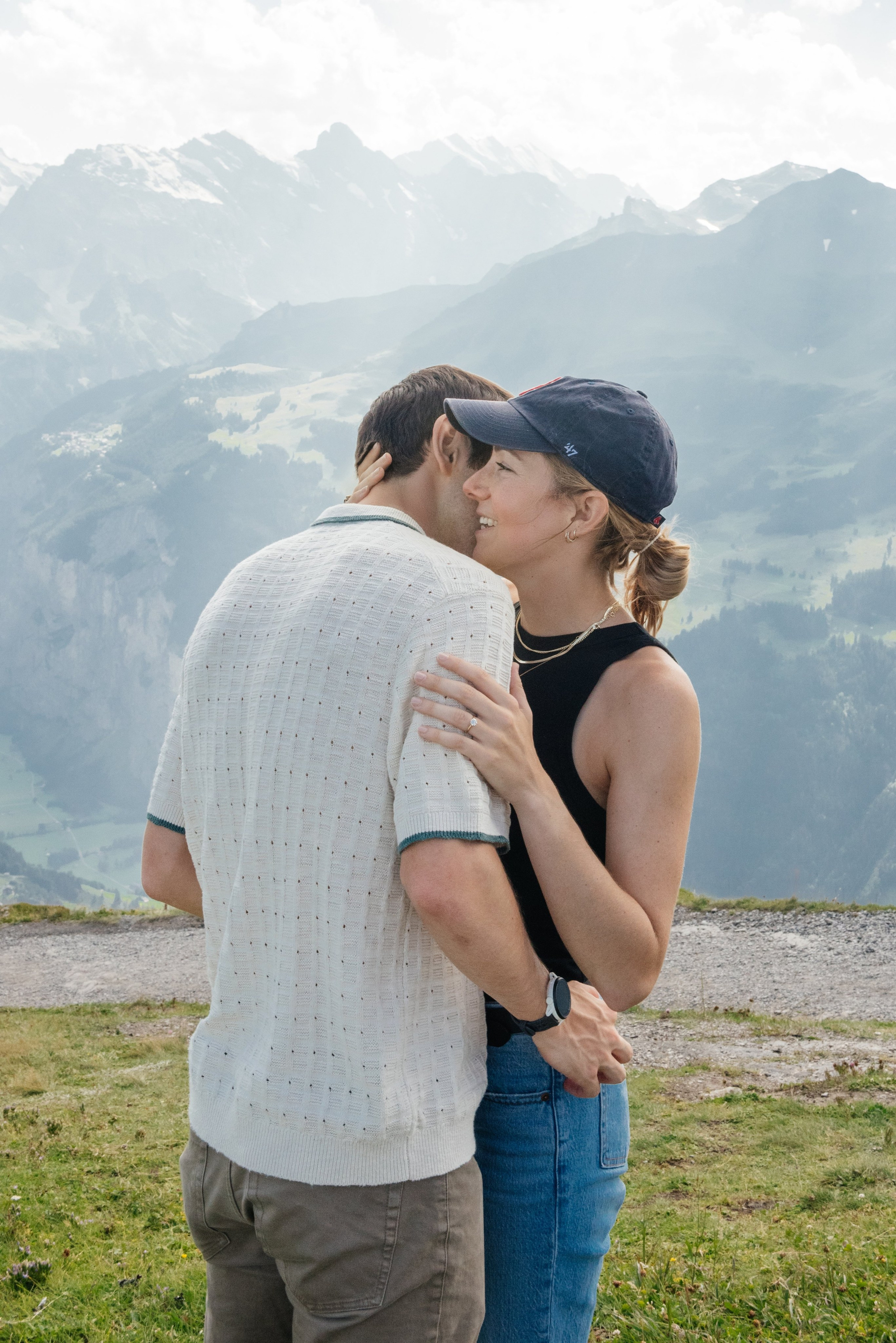 Eli & Adalyn (Mannlichen, Wengen). Photographer in Interlaken area