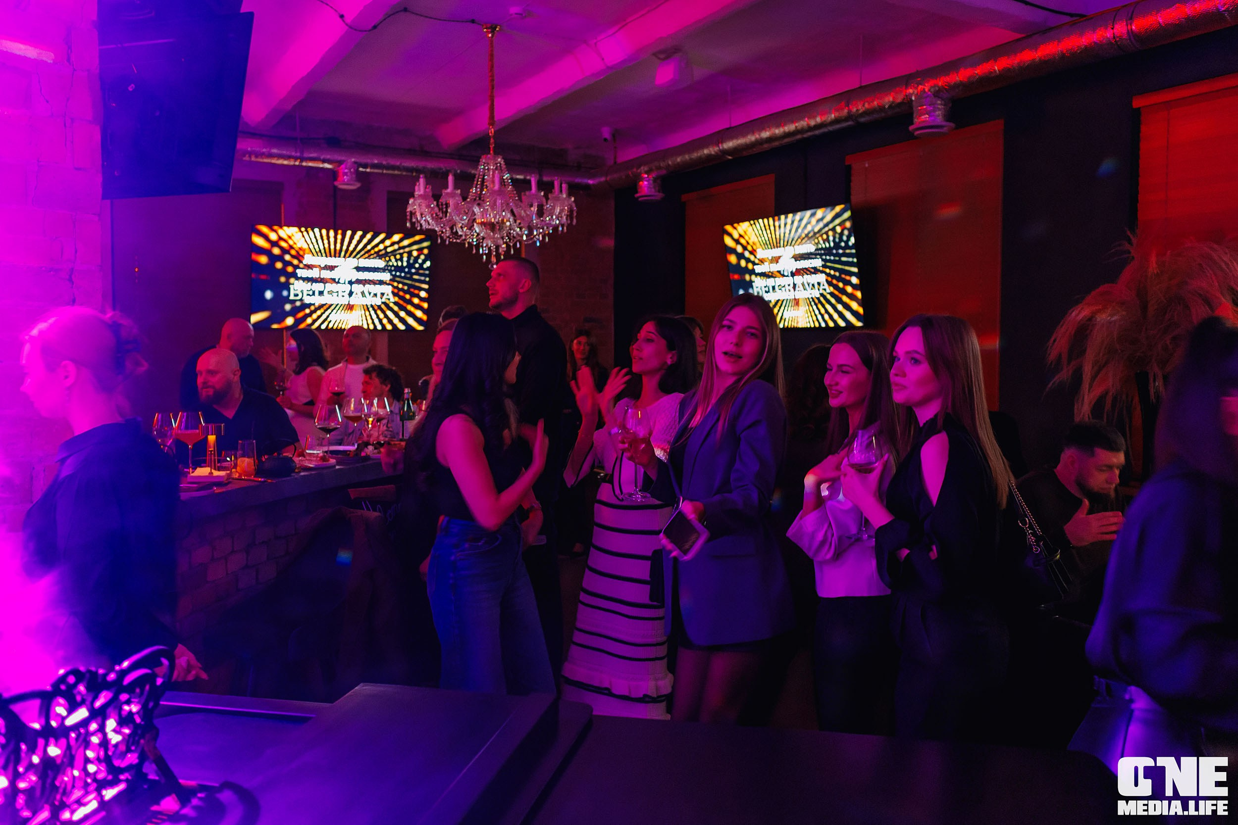 Фоторепортаж из караоке-клуба Белгравия. One Media Life: фоторепортажи, фотоотчеты с мероприятий и заведений