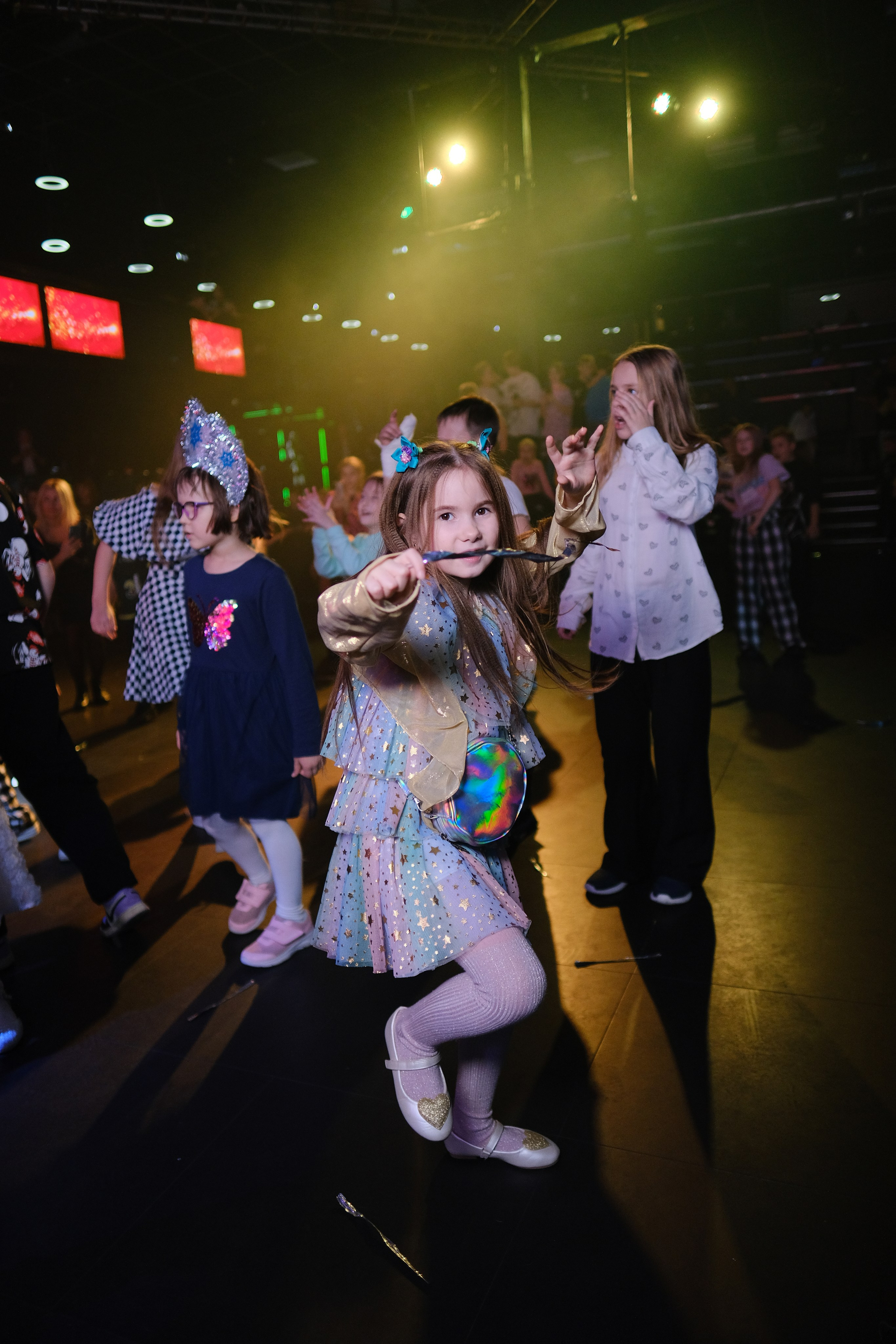 ЁлкаФест в М33 27 декабря 2023 года. Свадебный и репортажной фотограф Денис Ожигин в Краснодаре и Краснодарском крае