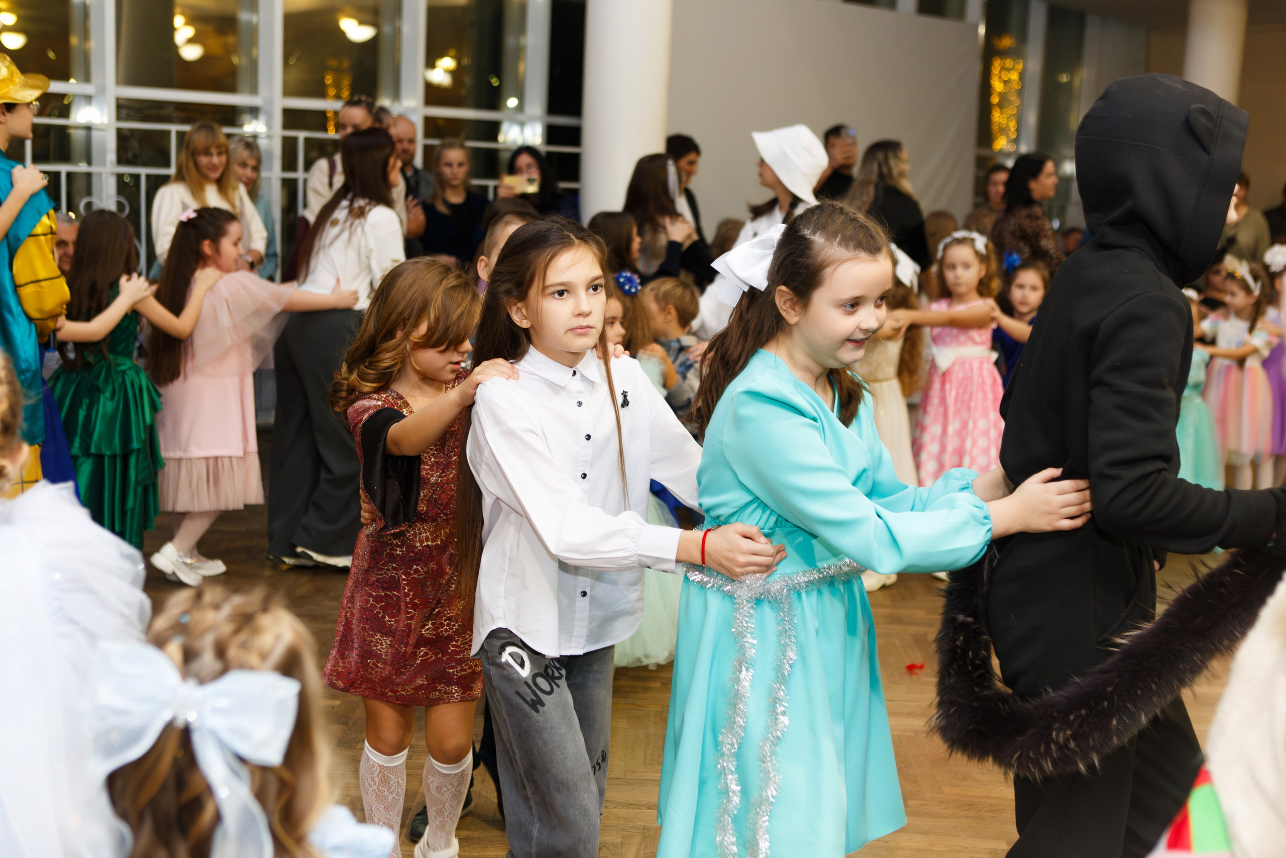 Театр-студия «ОК"ФАНТАЗИЯ» — „НОВЫЙ ГОД С ФАНТАЗИЕЙ“. Профессиональный фотограф в Мценске и Орловской области