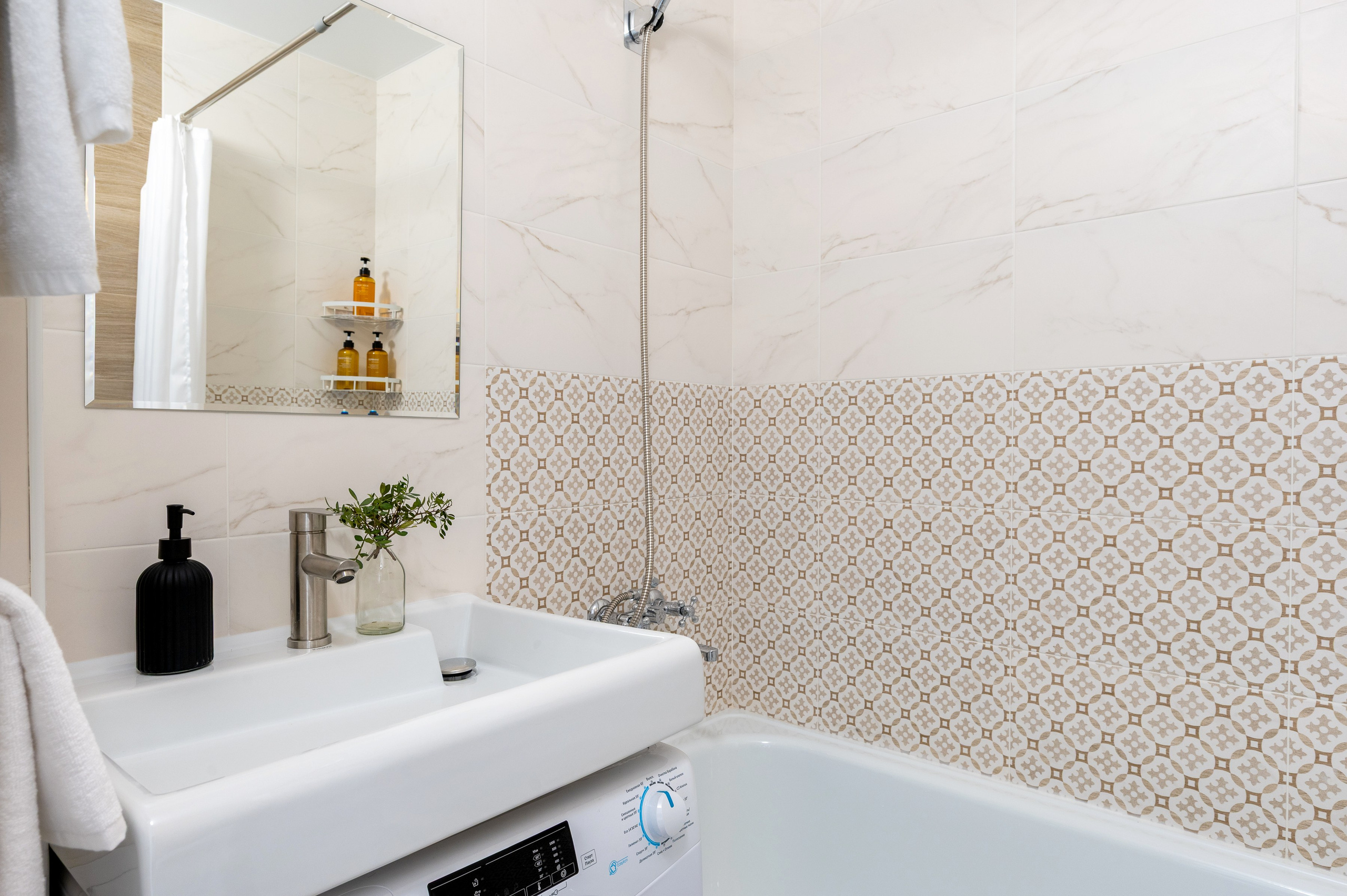 Квартира в Санкт-Петербурге. Интерьерный фотограф. Фото- видеосъемка недвижимости Санкт-Петербург