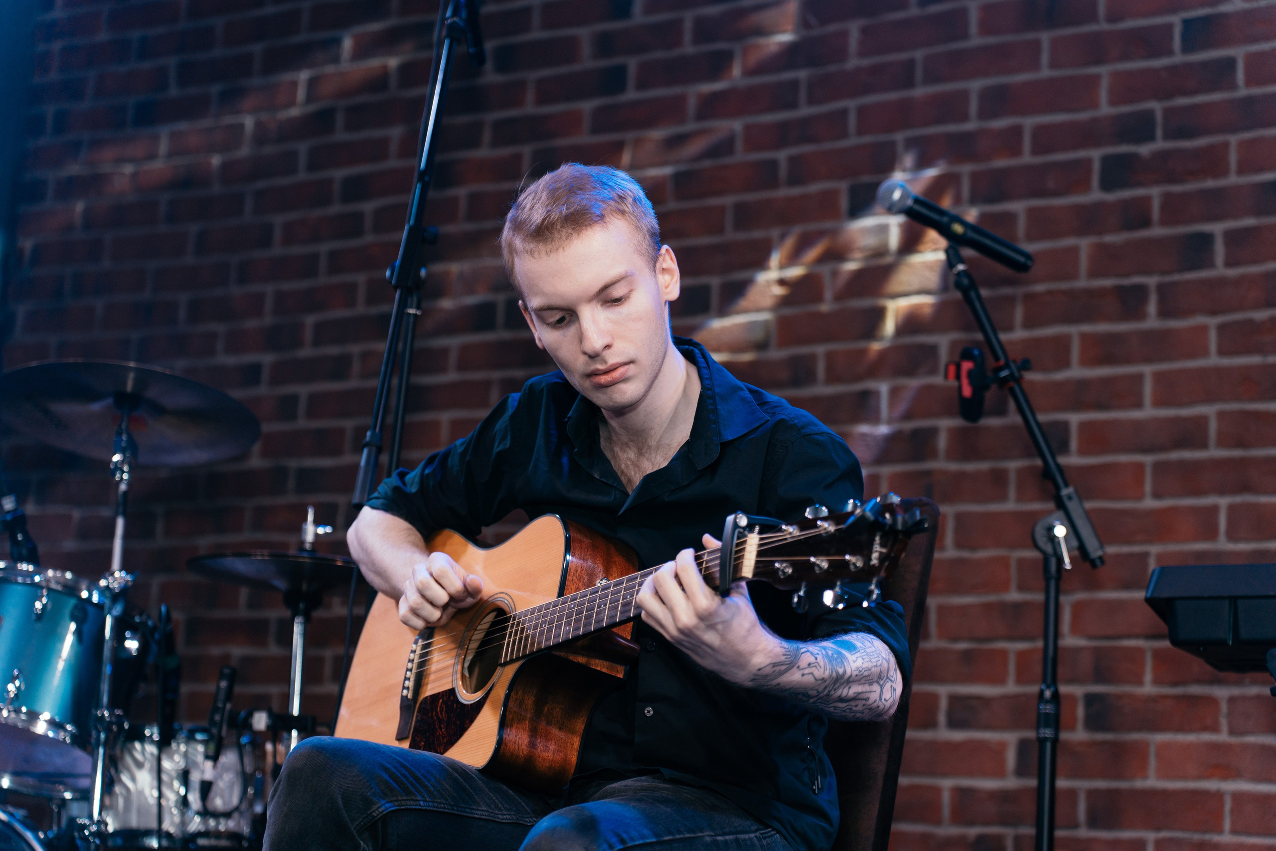 Mini Concert. Photographer based in moscow Peter Tchana