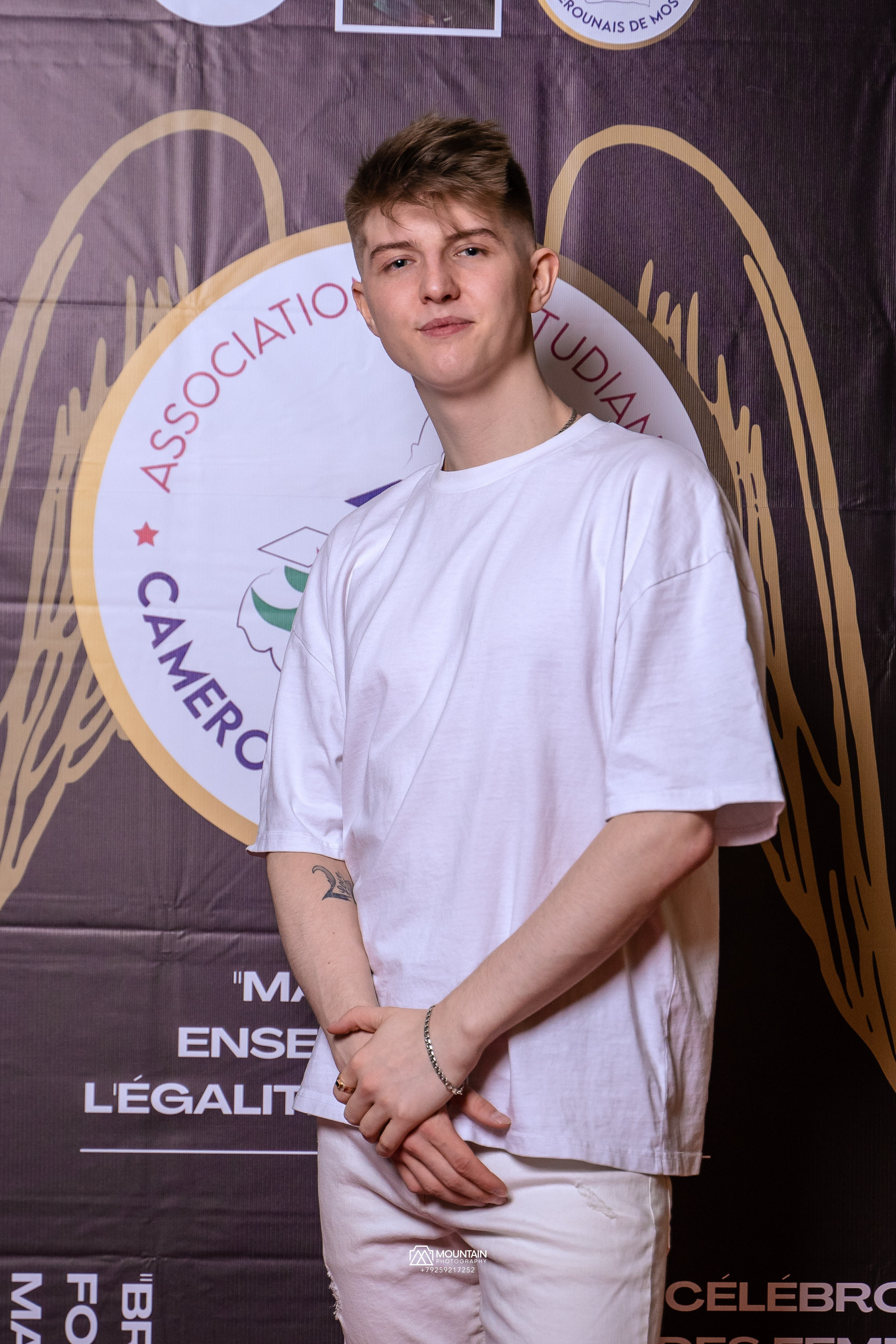 Asecam Gala. Photographe basé à Moscou