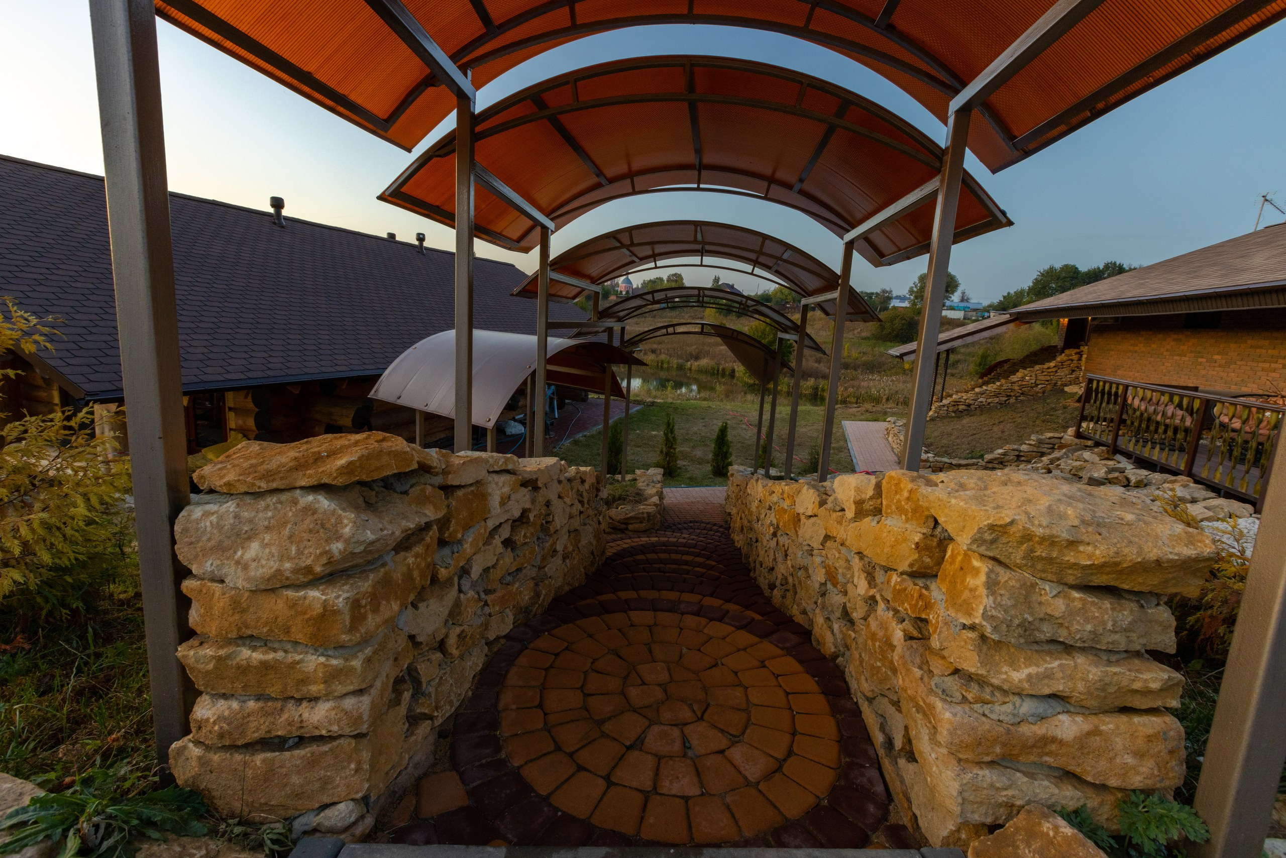 Большая Тросна вечером и новый бассейный комплекс. Фотограф в Туле Крупский АнДРей. Фотостудия «КАДР71» в Туле