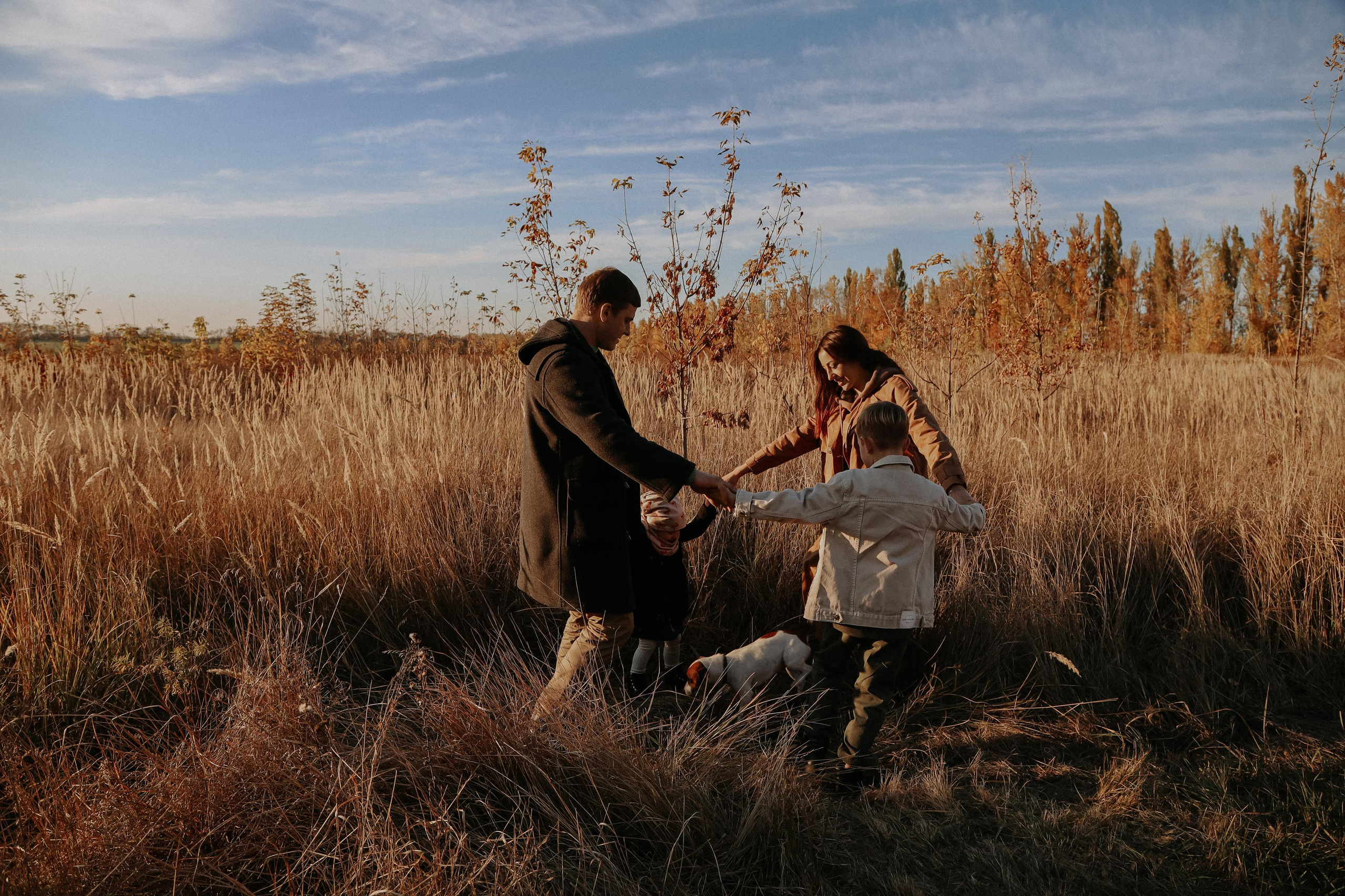 1+1=4. Свадебный и семейный фотограф Захарова Юлия