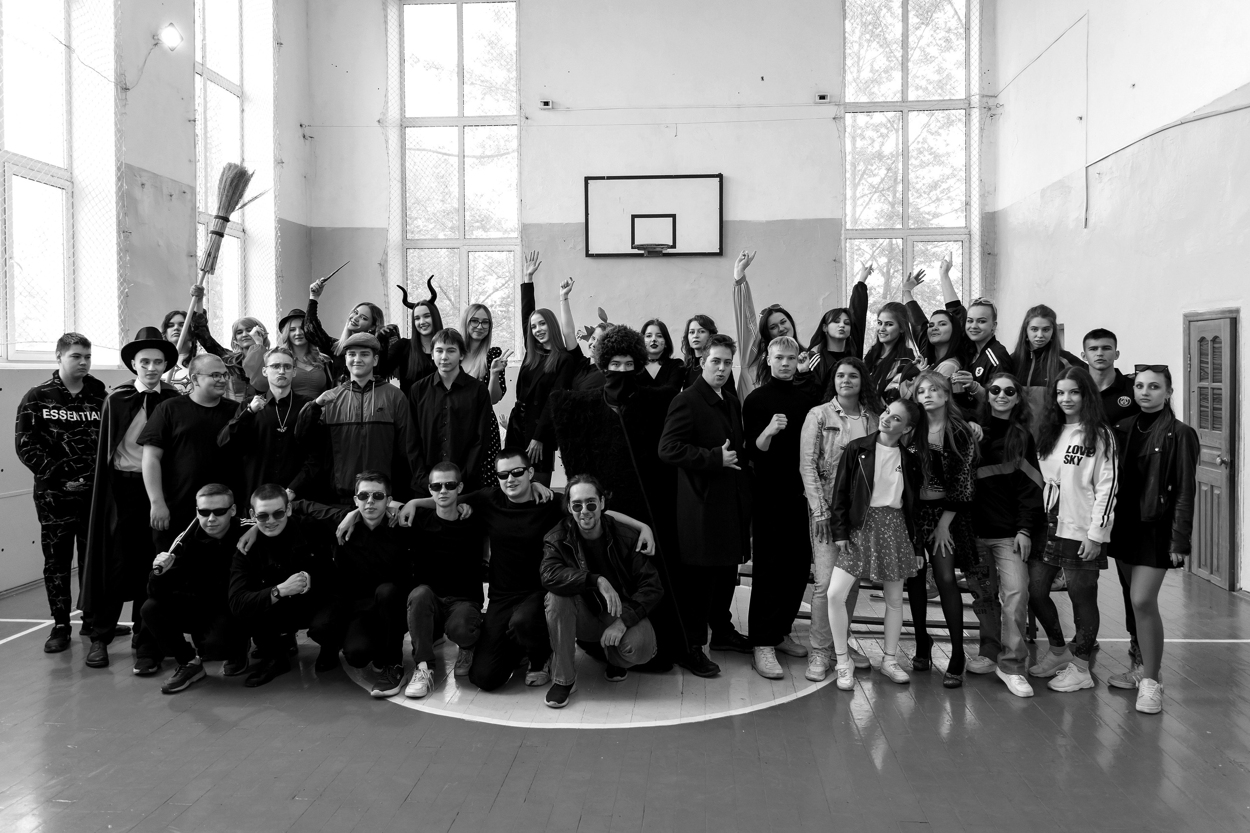 11 класс день не послушания в школе. Фотограф Любовь Корниенко, Примоский край