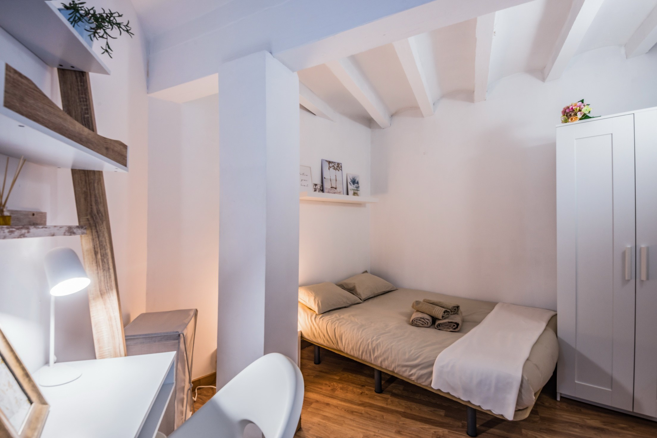 Жилье для студентов. Барселона. Фотограф Александр Рыбинцев