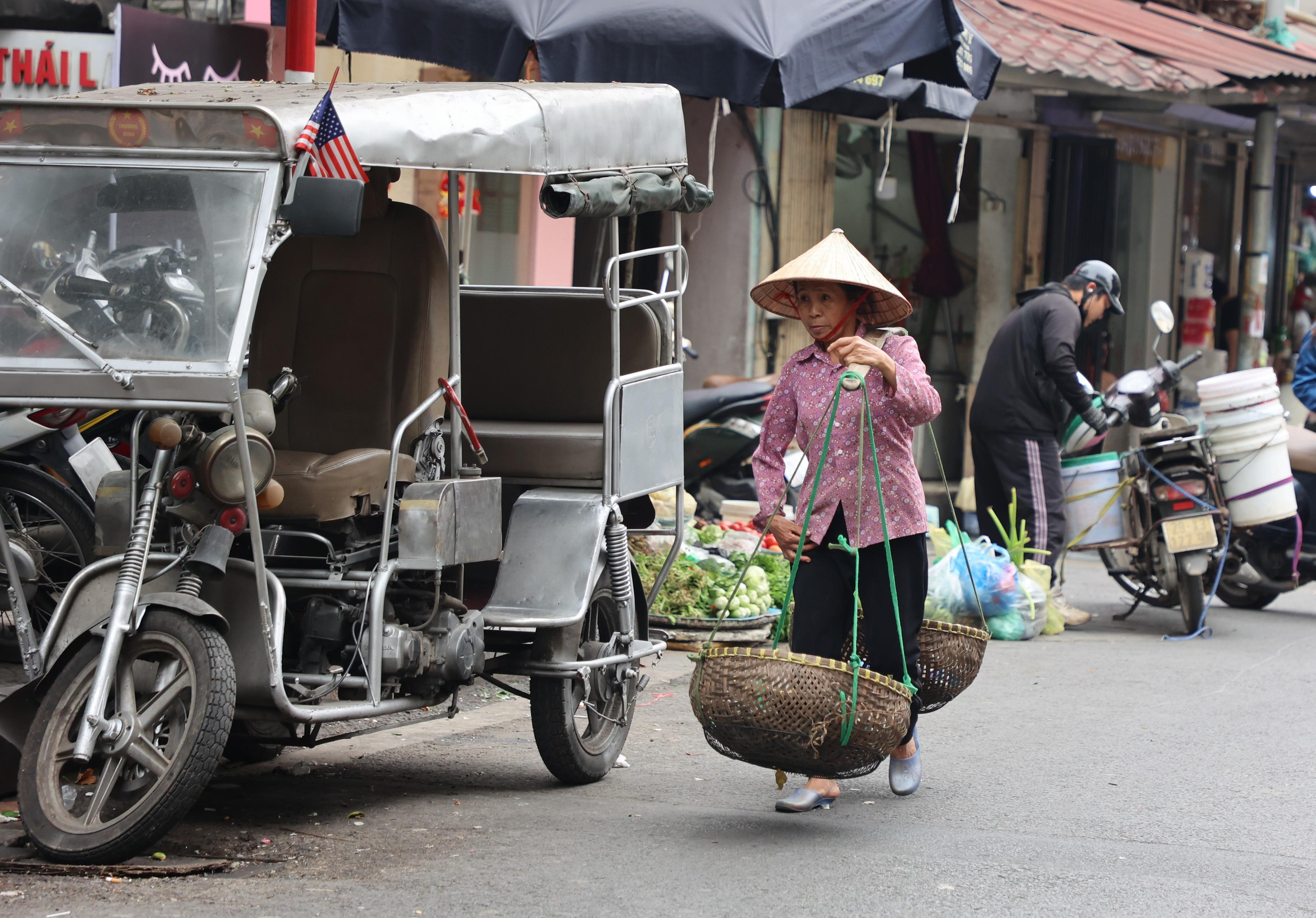 Hanoi, Vietnam. Andrey Filippov Photographer