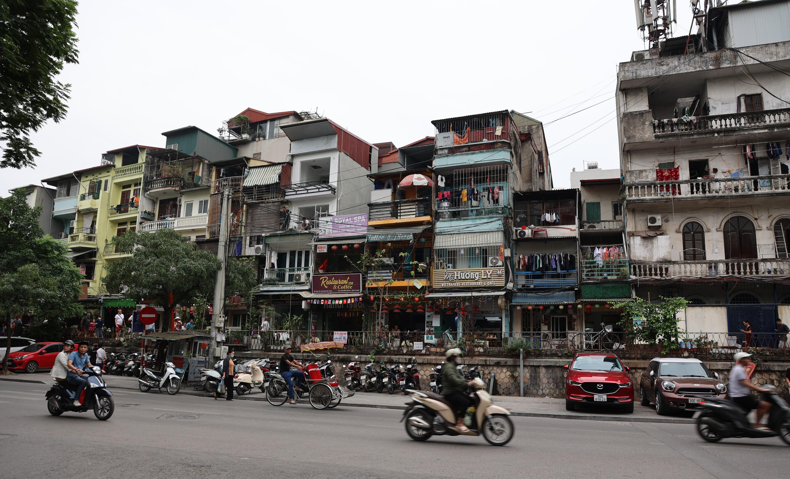 Hanoi, Vietnam. Andrey Filippov Photographer