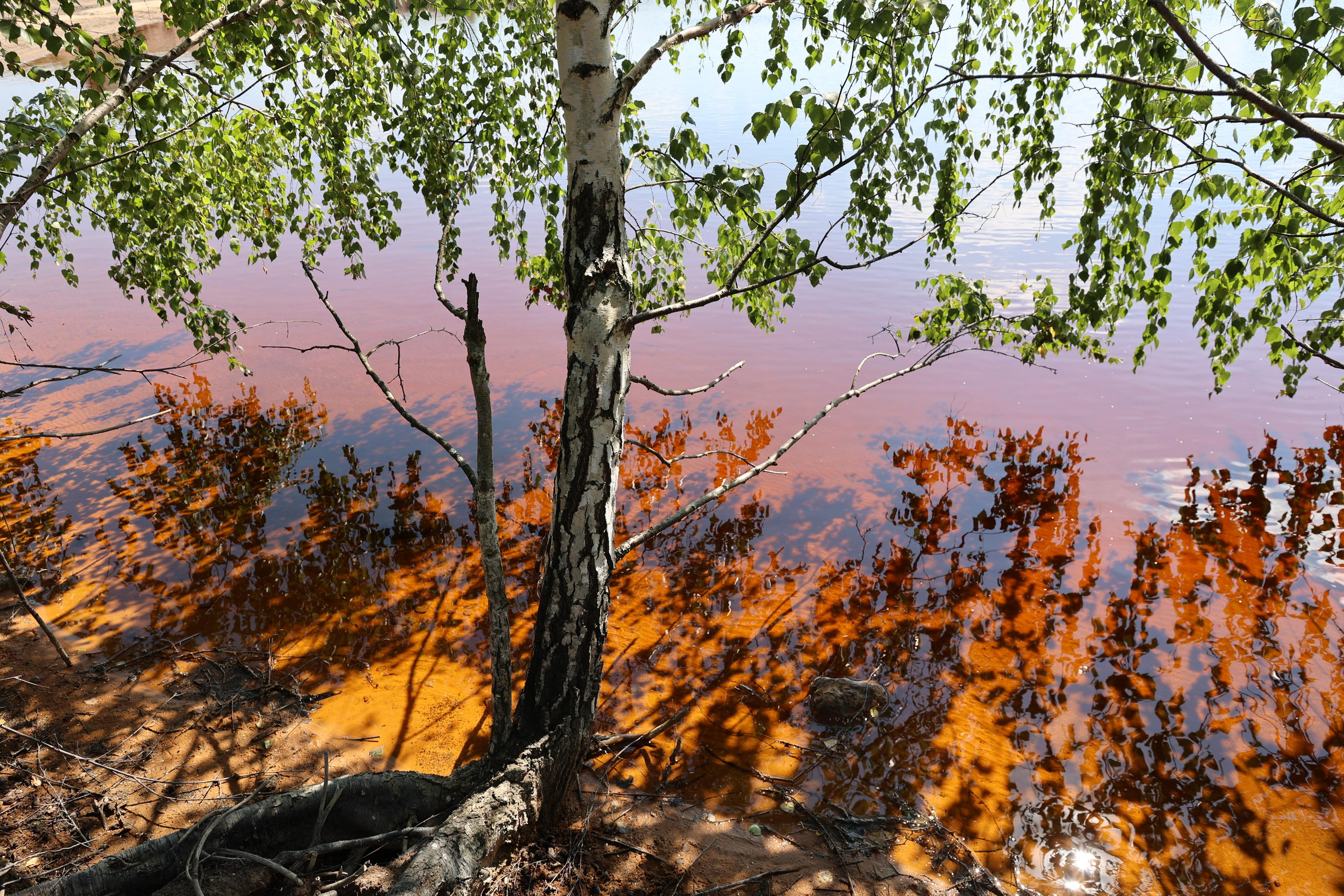 Red Lake, Konduki. Andrey Filippov Photographer