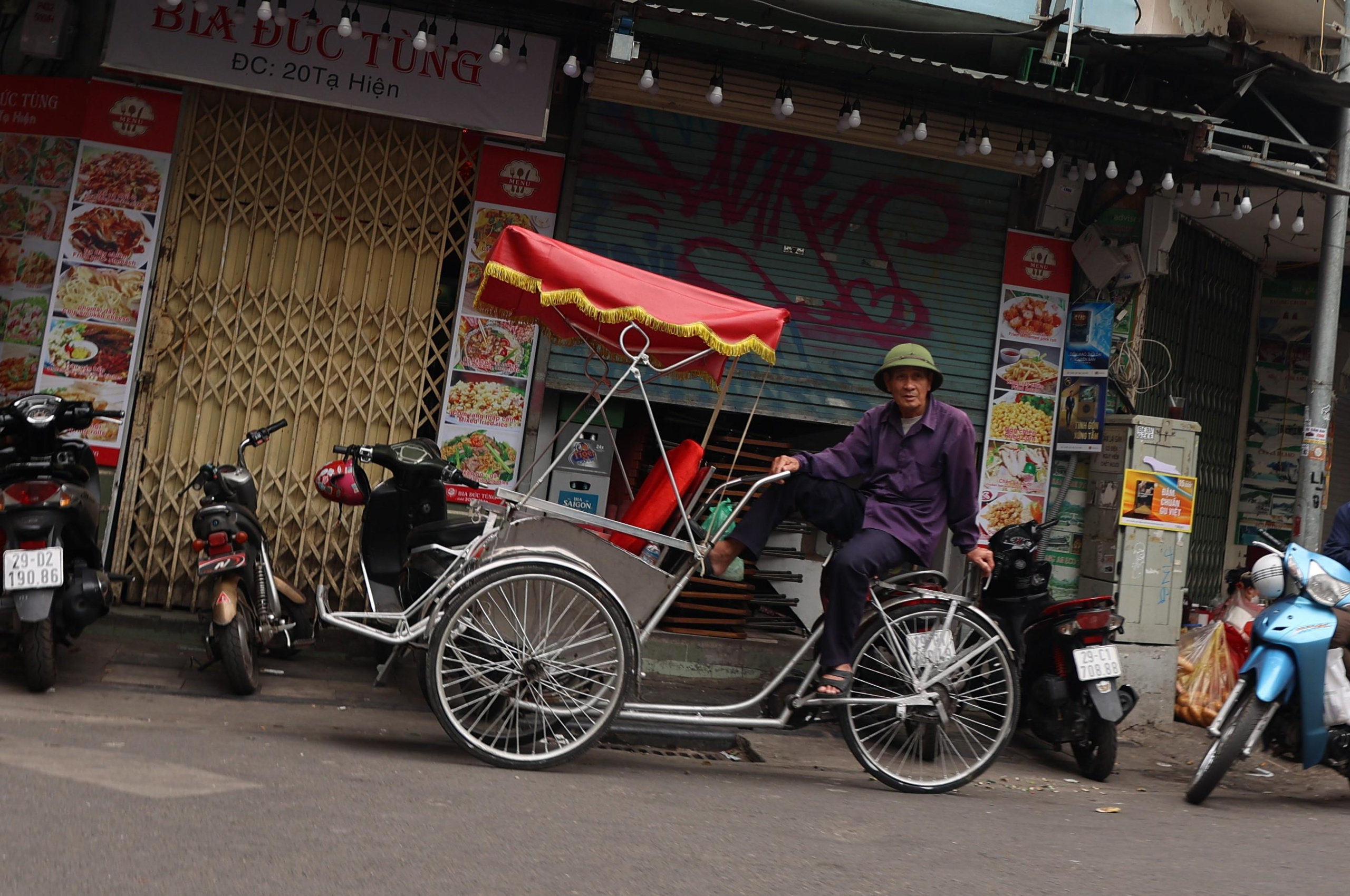 Hanoi, Vietnam. Andrey Filippov Photographer