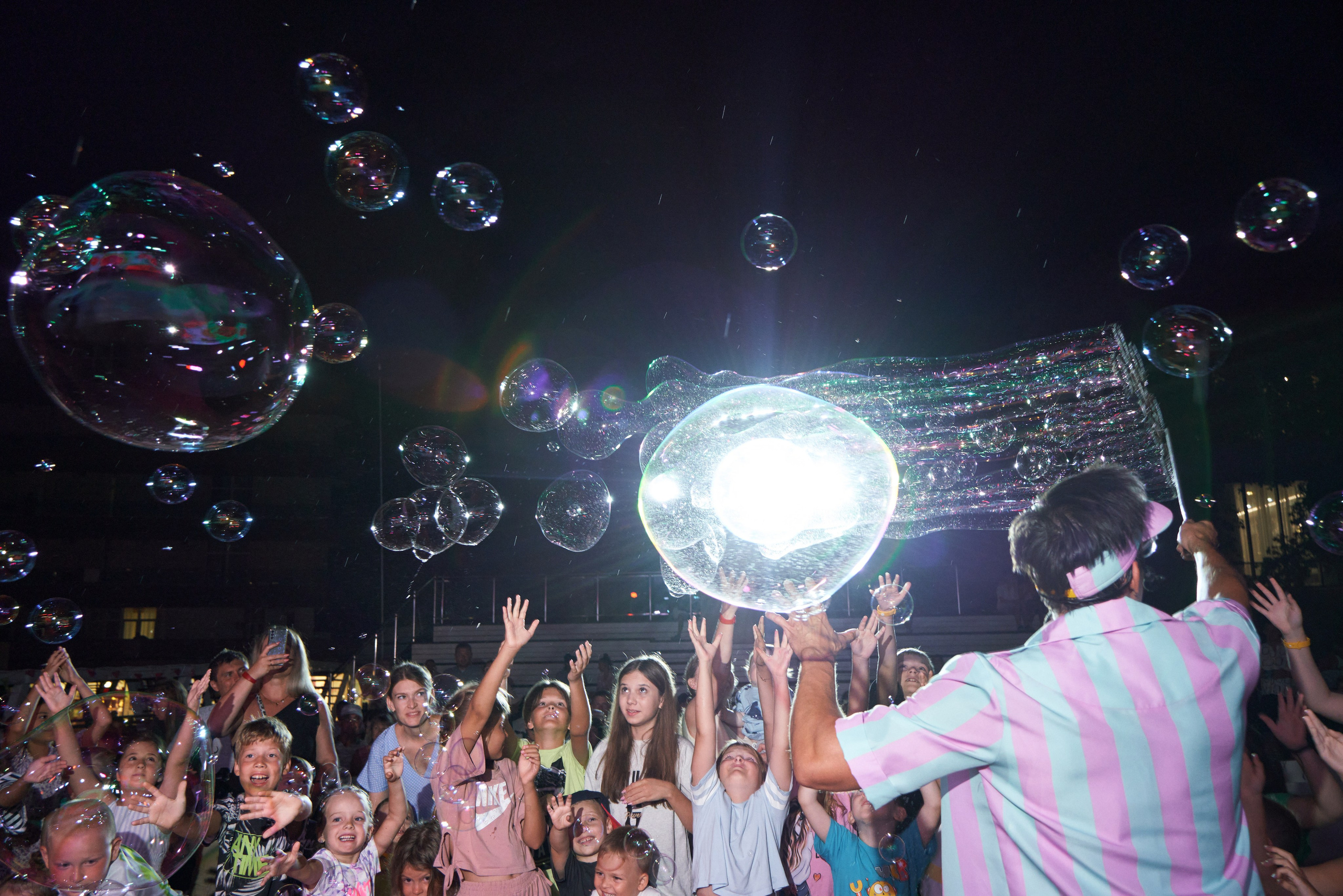 Фотоотчет с вечернего мероприятия в отеле г. Геленджик. Профессиональный фотограф в Анапе Артем Ковальский