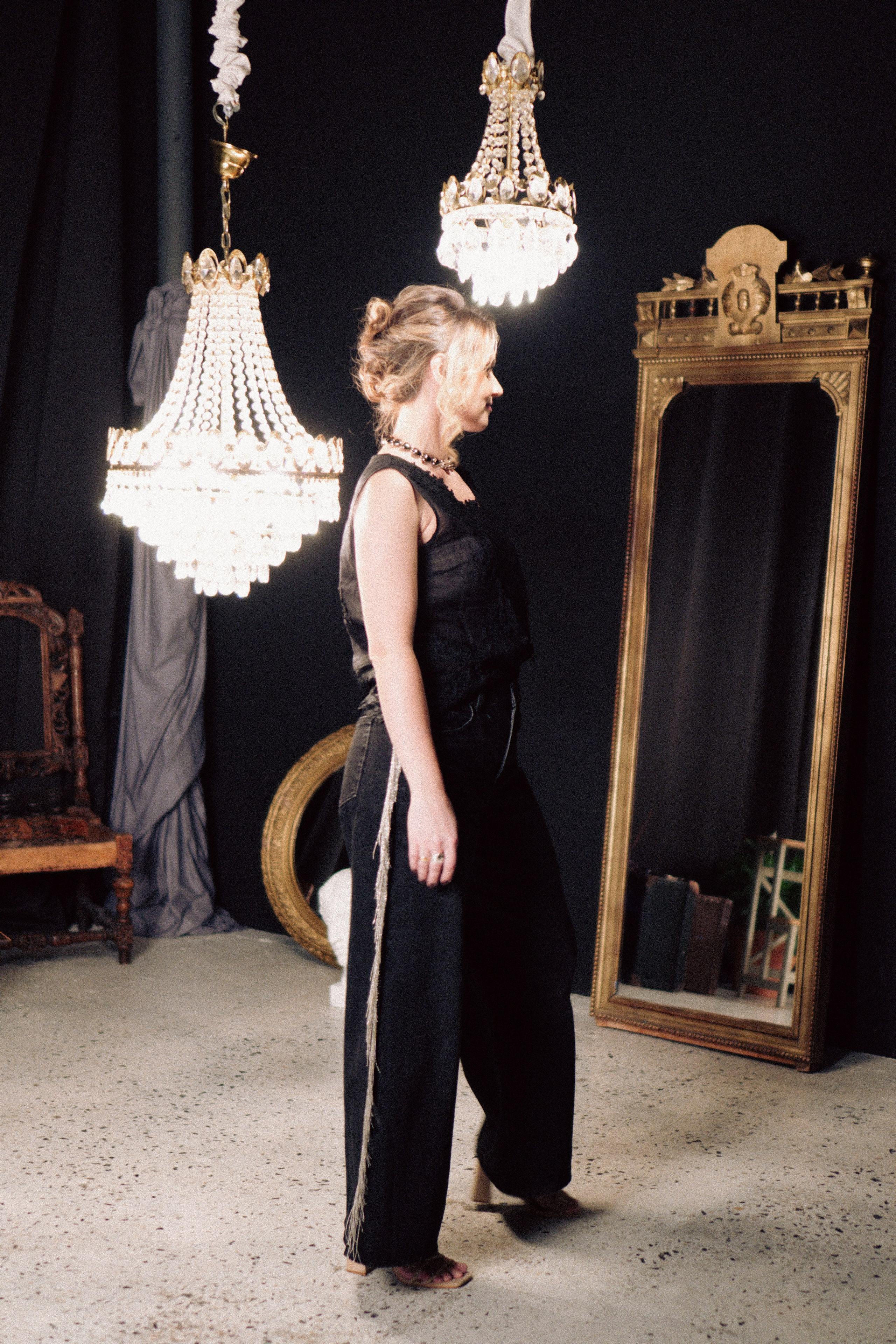 НОВОГОДНЯЯ ФОТОСЕСИИЯ В СТУДИИ ДЛЯ ДЕВУШКИ И ПРОГУЛКА ПО ЧЕРНЫШЕВСКОЙ. Профессиональный фотограф, Санкт-Петербург — Виктория Богомолова