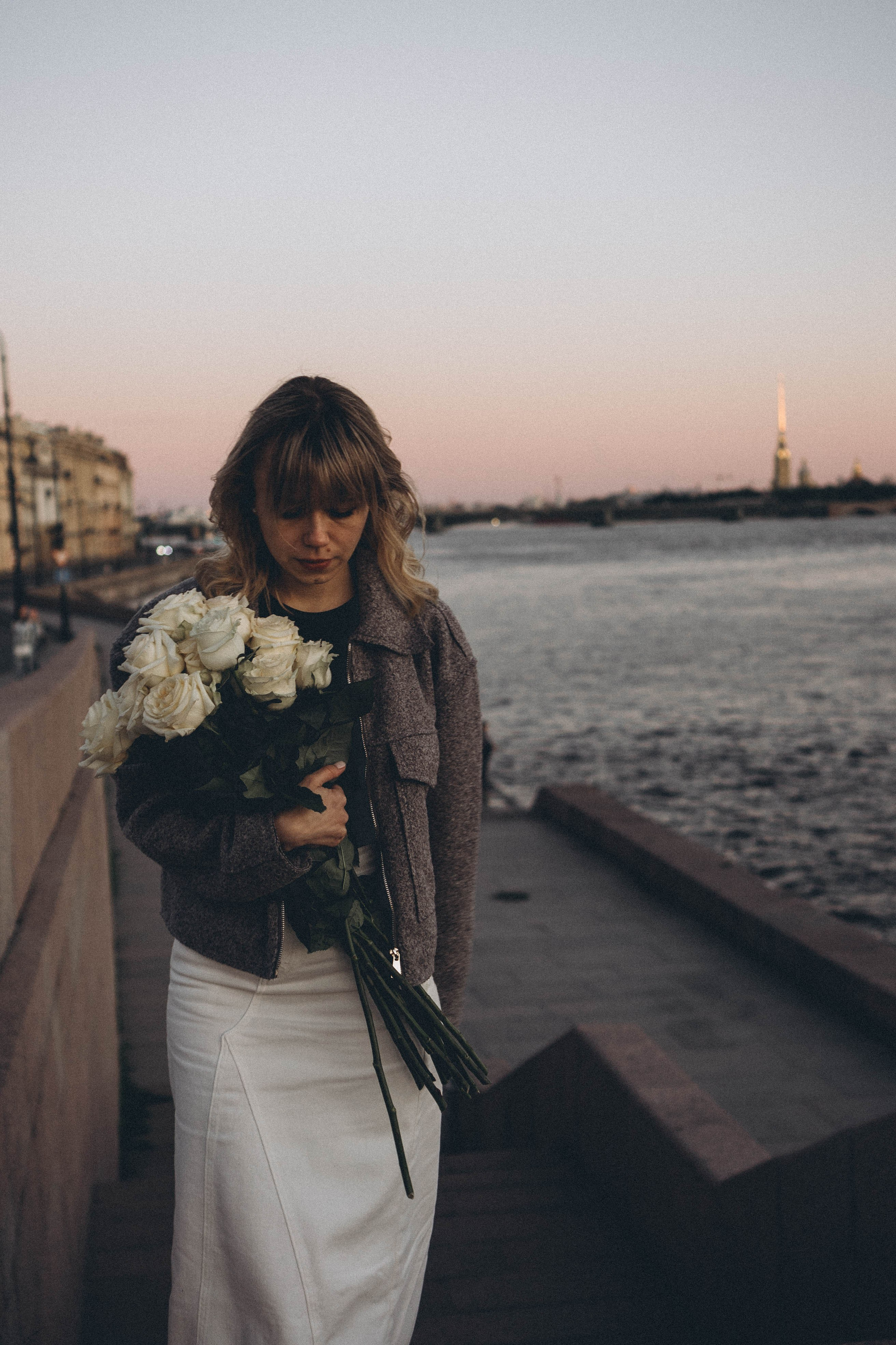 ПРОГУЛКА ПО ГОРОДУ В БЕЛЫЕ НОЧИ (другой вариант). Профессиональный фотограф, Санкт-Петербург — Виктория Богомолова