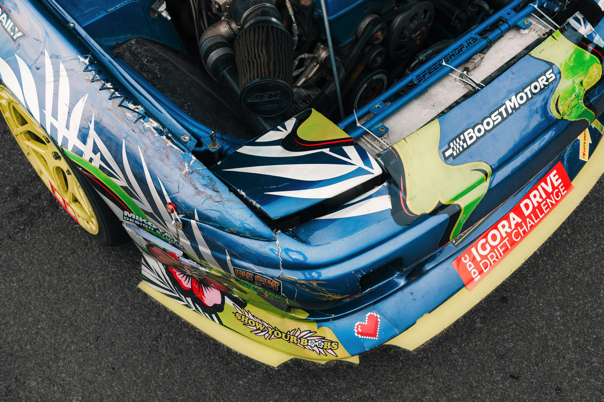 IDDC Этап 2: Бетонный Колизей и блогеры в деле