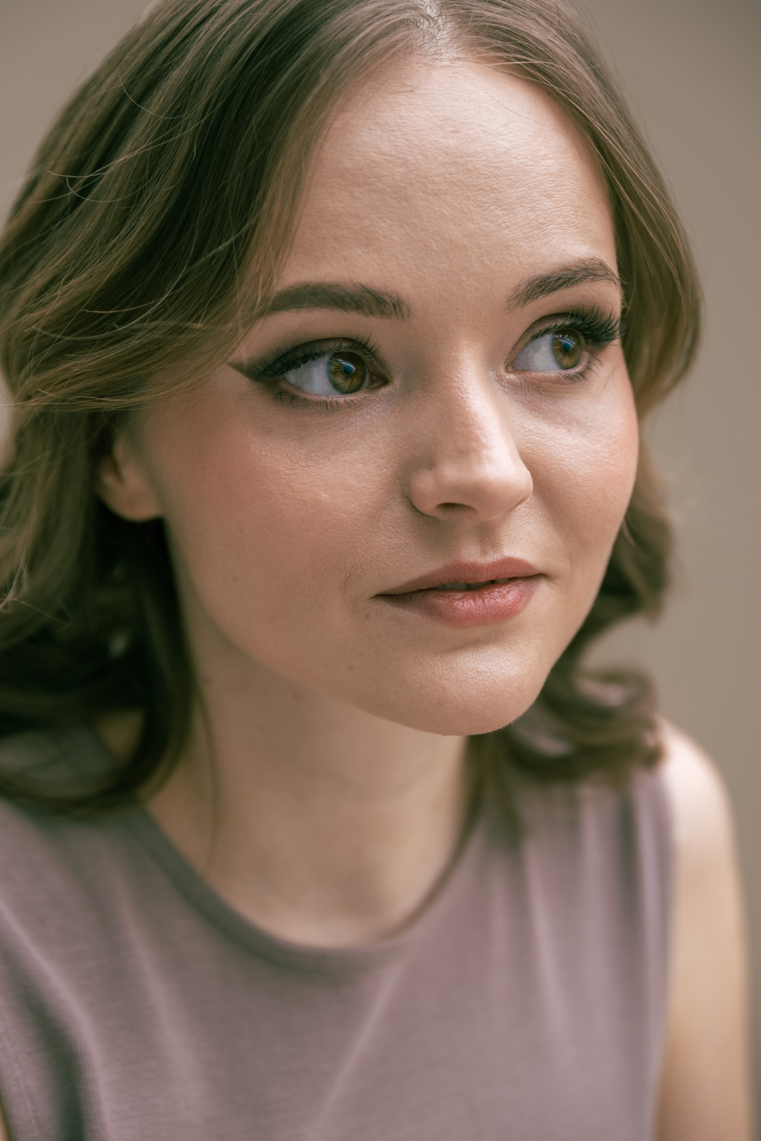 Алина, студия, естественный свет. Фотограф в Санкт-Петербурге Виктор Кудряшов