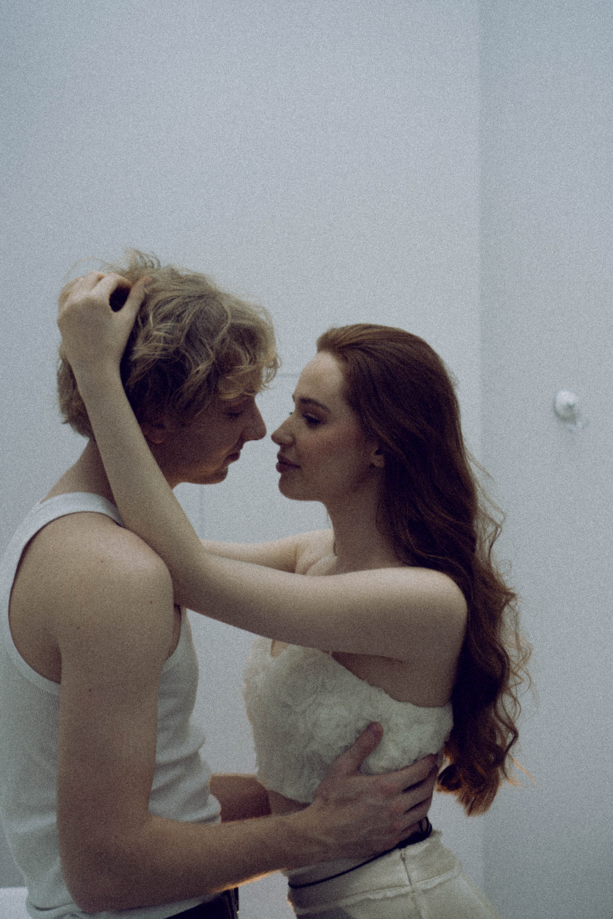 СВАДЕБНАЯ СЬЕМКА В ОТЕЛЕ. СБОРЫ ЖЕНИХА И НЕВЕСТЫ И ТАКЖЕ ТОР И ПОДГОТОВКА К ПРОГУЛКЕ. Профессиональный фотограф, Санкт-Петербург — Виктория Богомолова