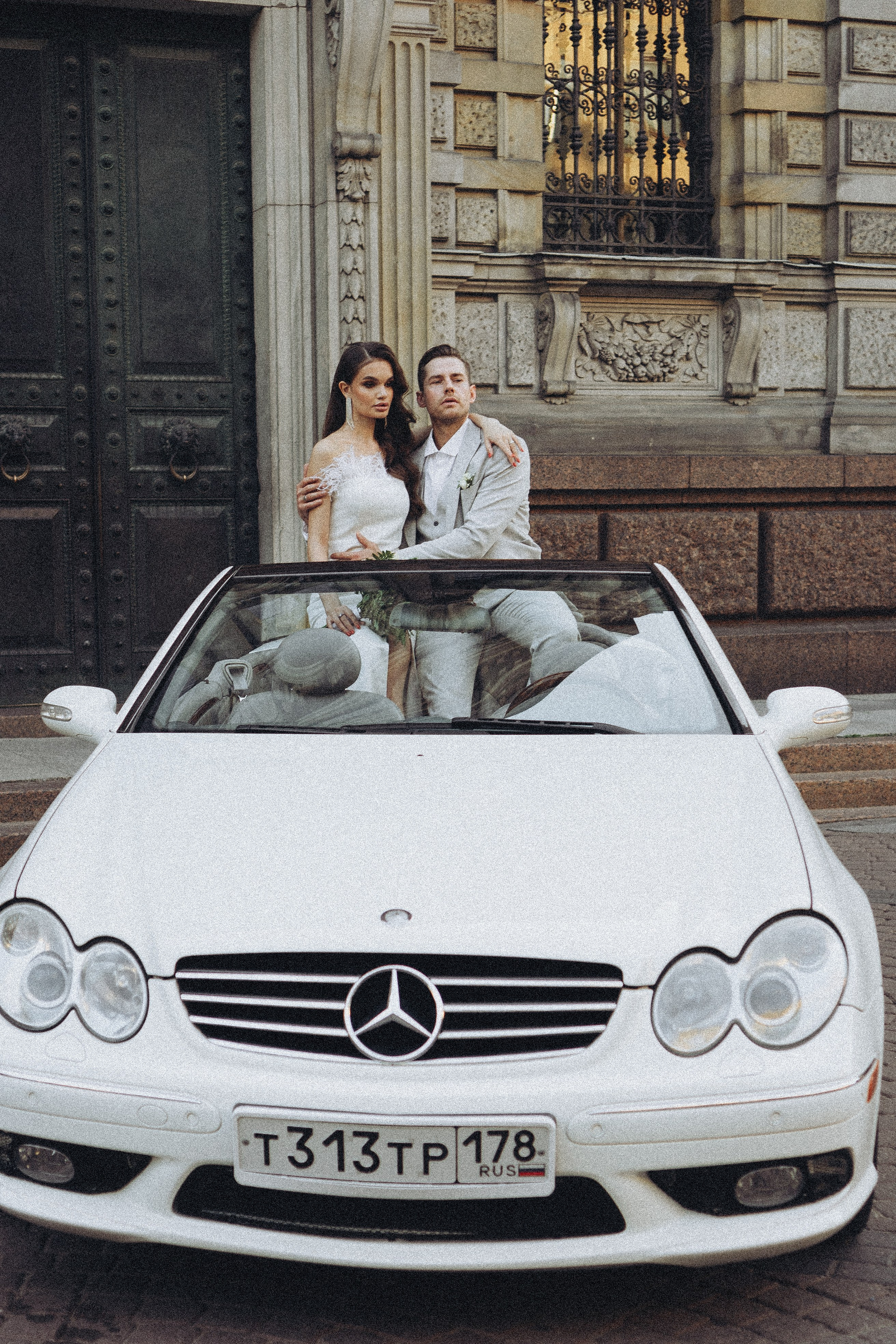 Свадебная сьемка у академии Штиглица. Профессиональный фотограф, Санкт-Петербург — Виктория Богомолова