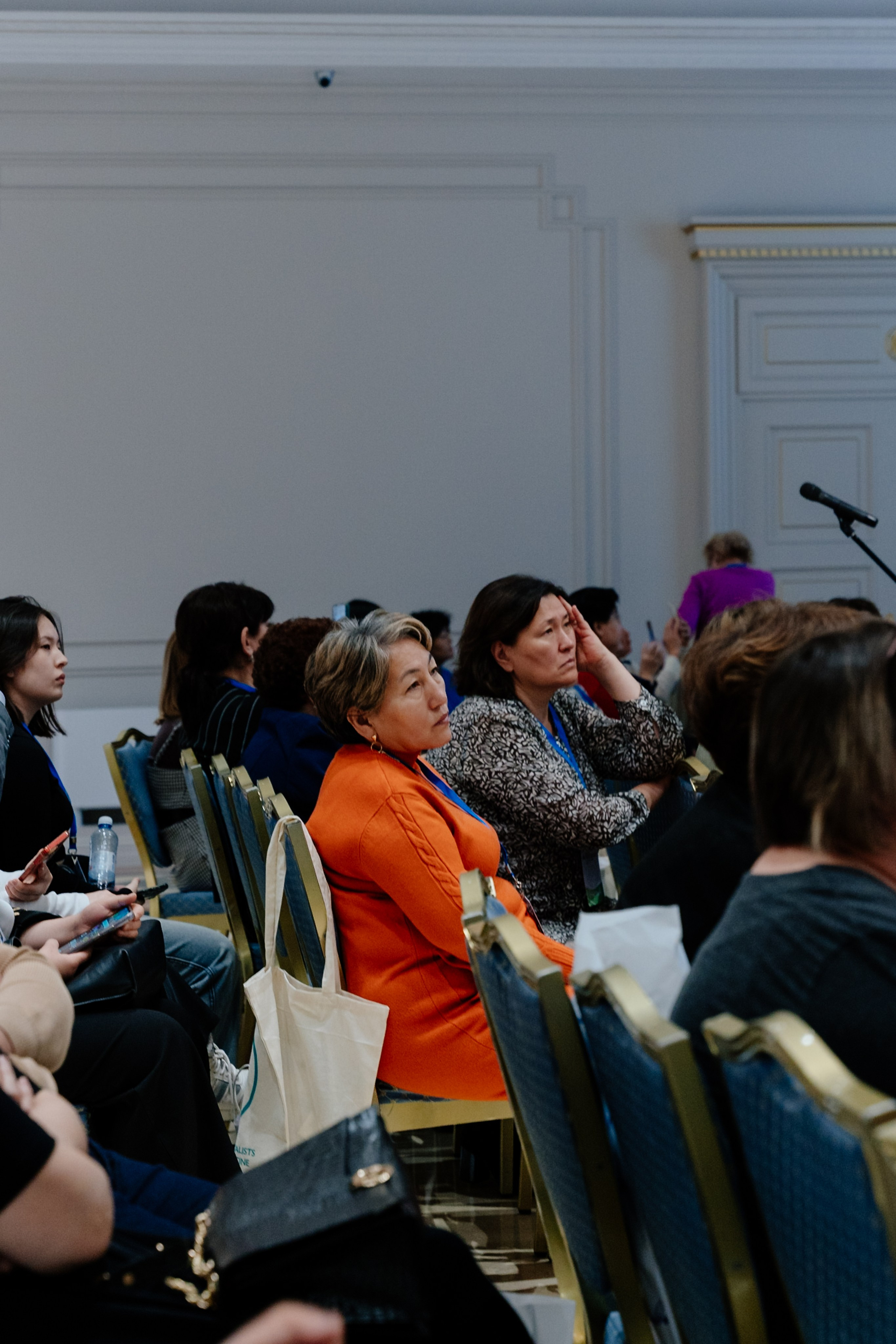 Медицинская конференция. Репортажный фотограф в Астане — Диана Калтаева, портретный фотограф