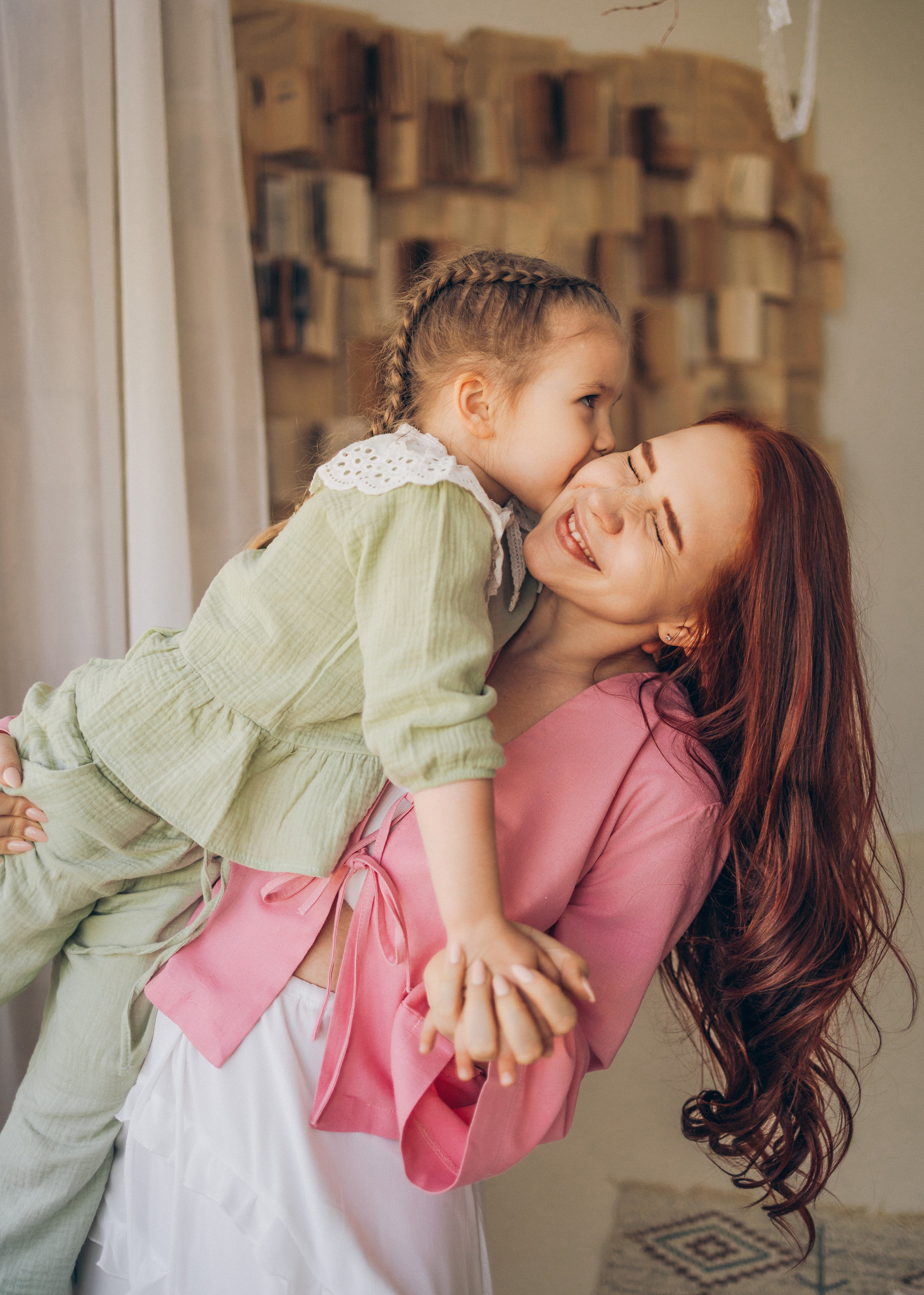 Аня и София. Семейный фотограф В Москве Александра Дейкун