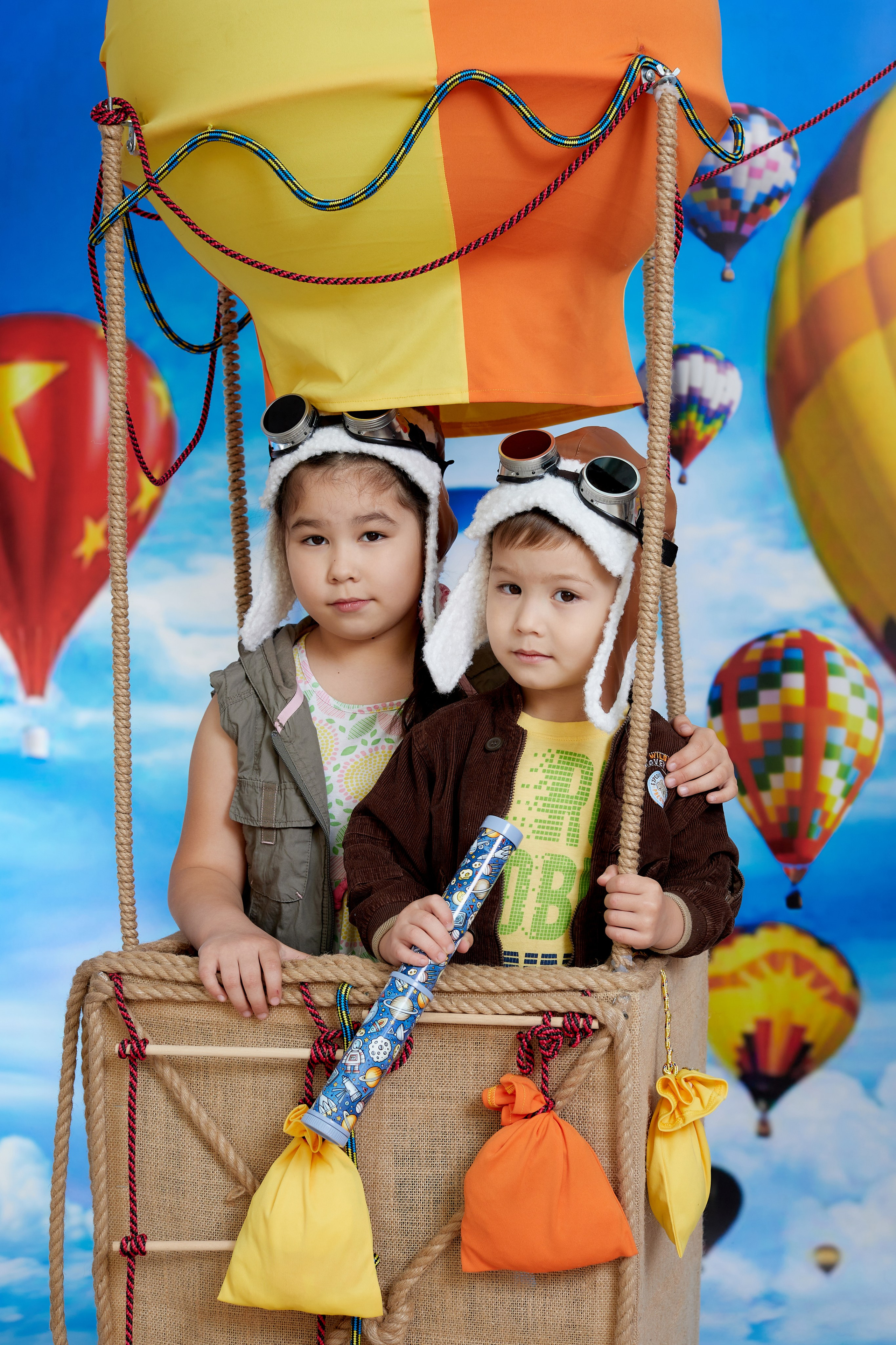 Полёт на воздушном шаре. Детская выездная фотостудия