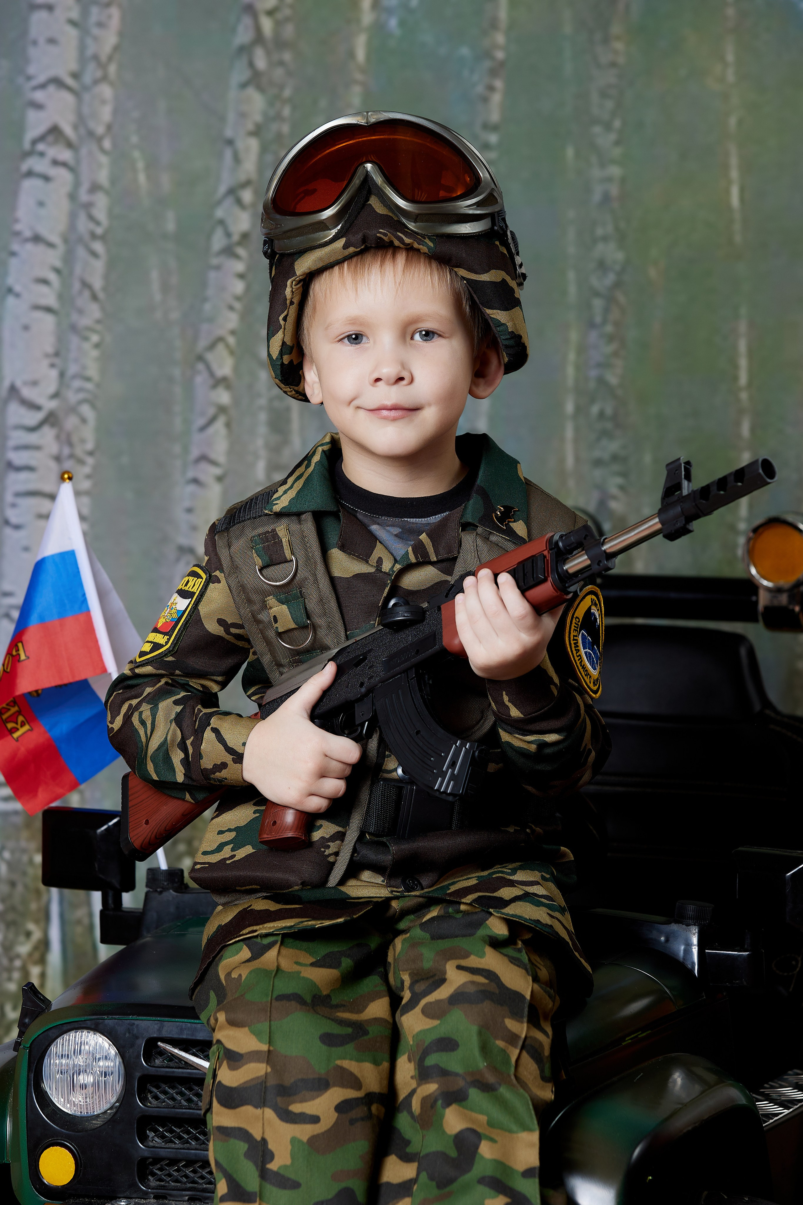 Военный автомобиль. Детская выездная фотостудия