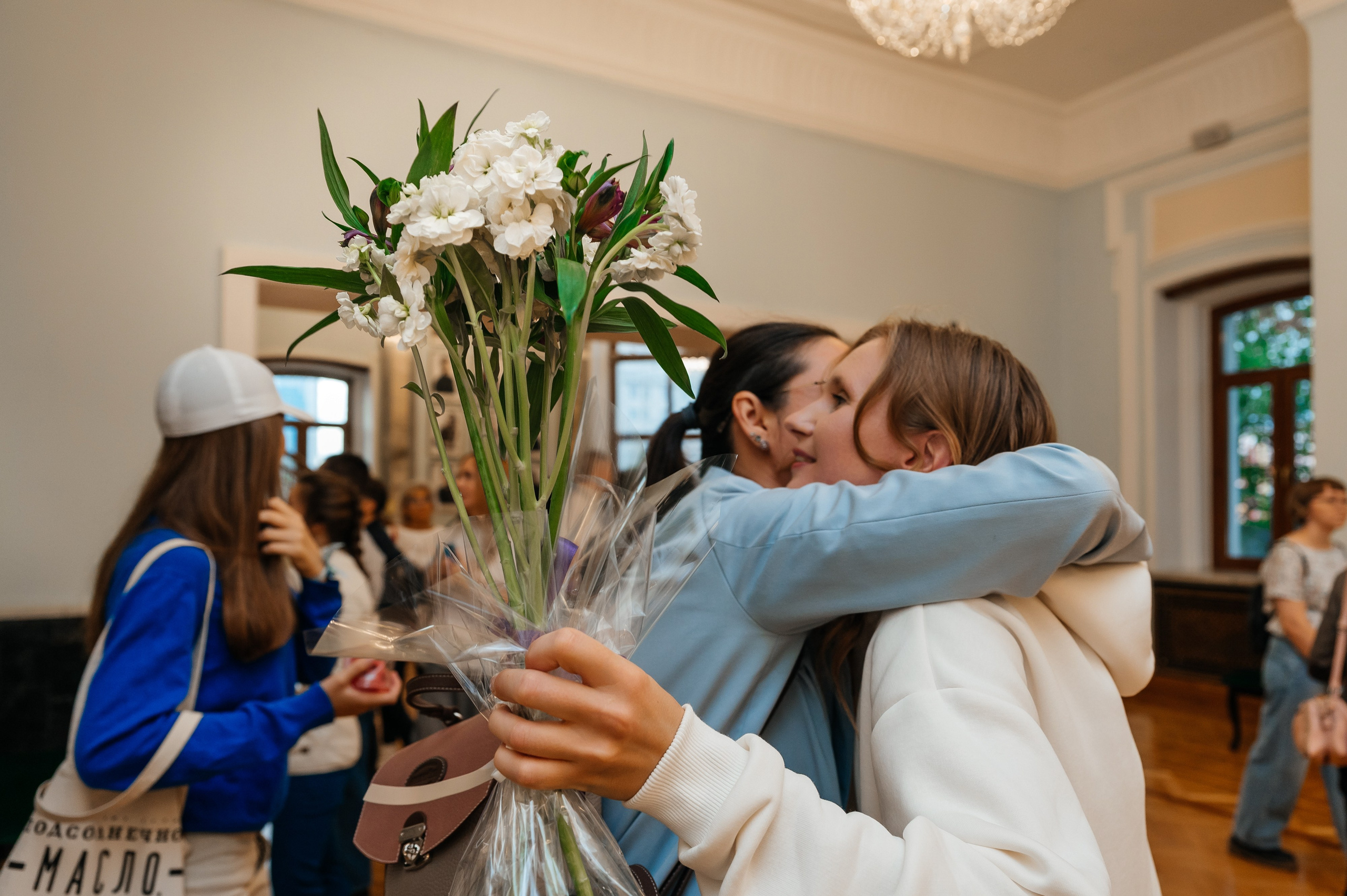 Открытие выставки Кати Васильевой в Молодежном театре. Wedding and family photographer USA